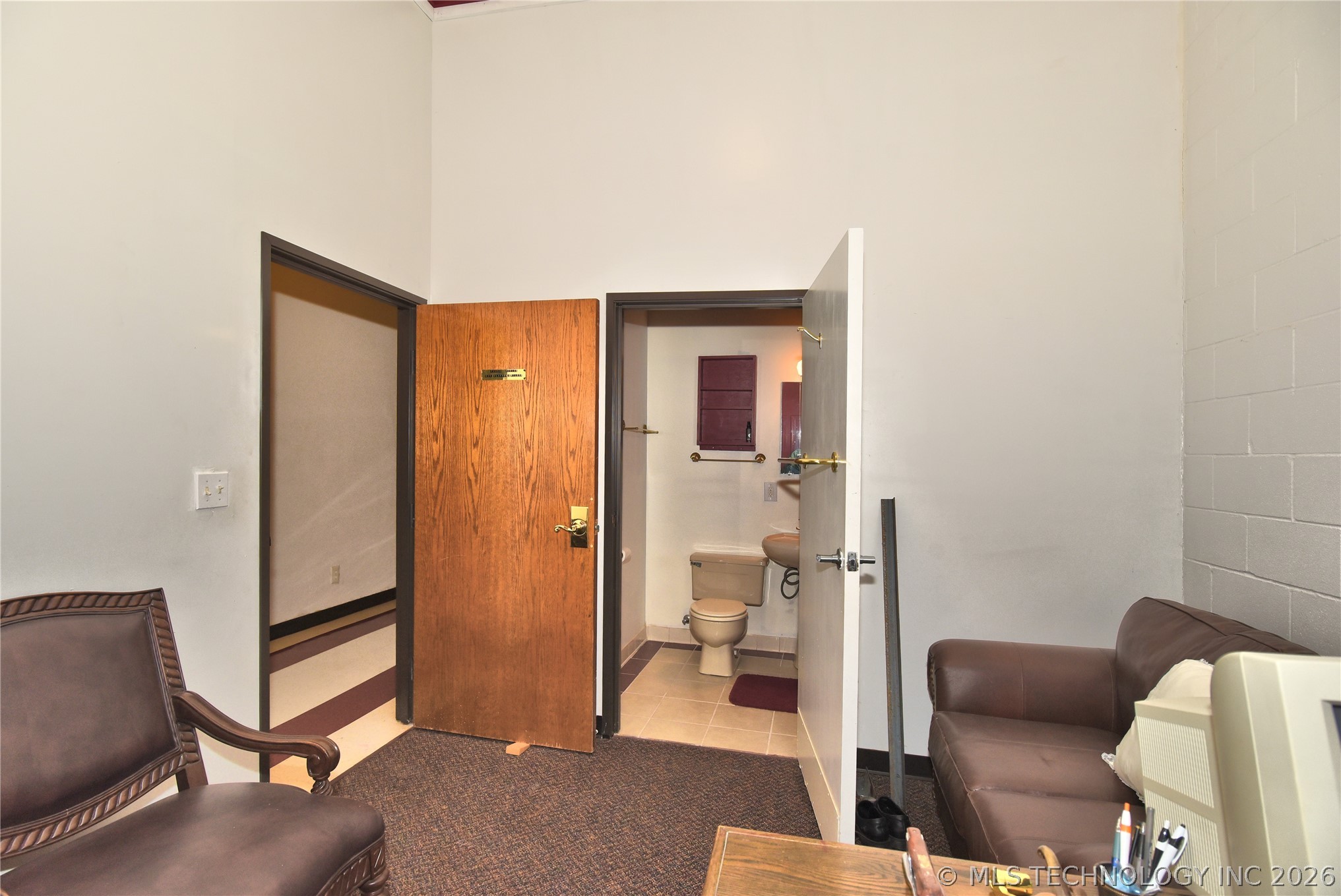 2610 E Apache Street Tulsa OK 74110