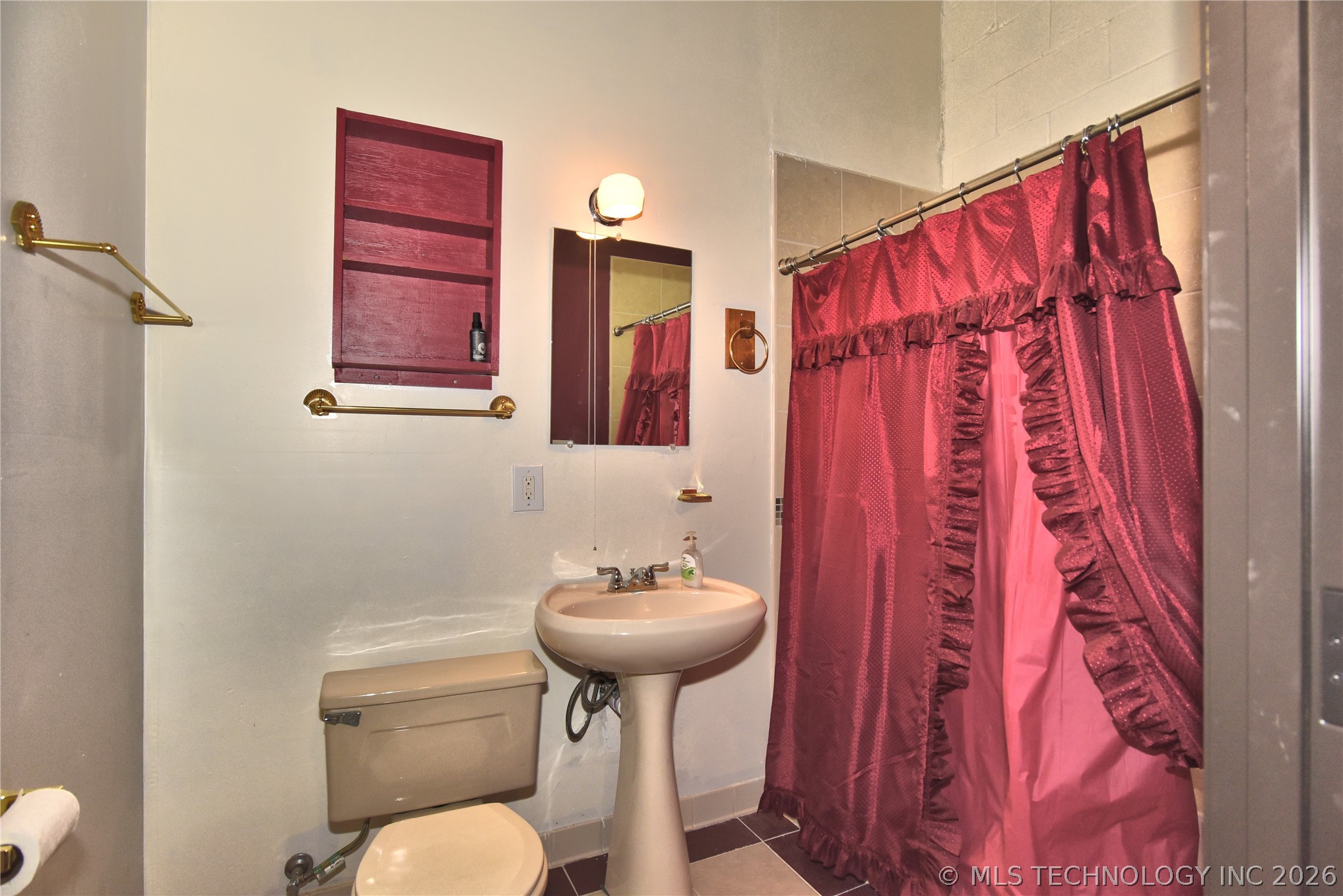 2610 E Apache Street Tulsa OK 74110