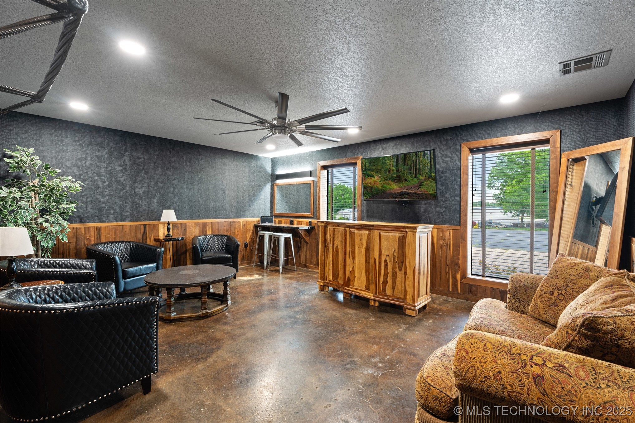 500 39th Street Grove OK 74344