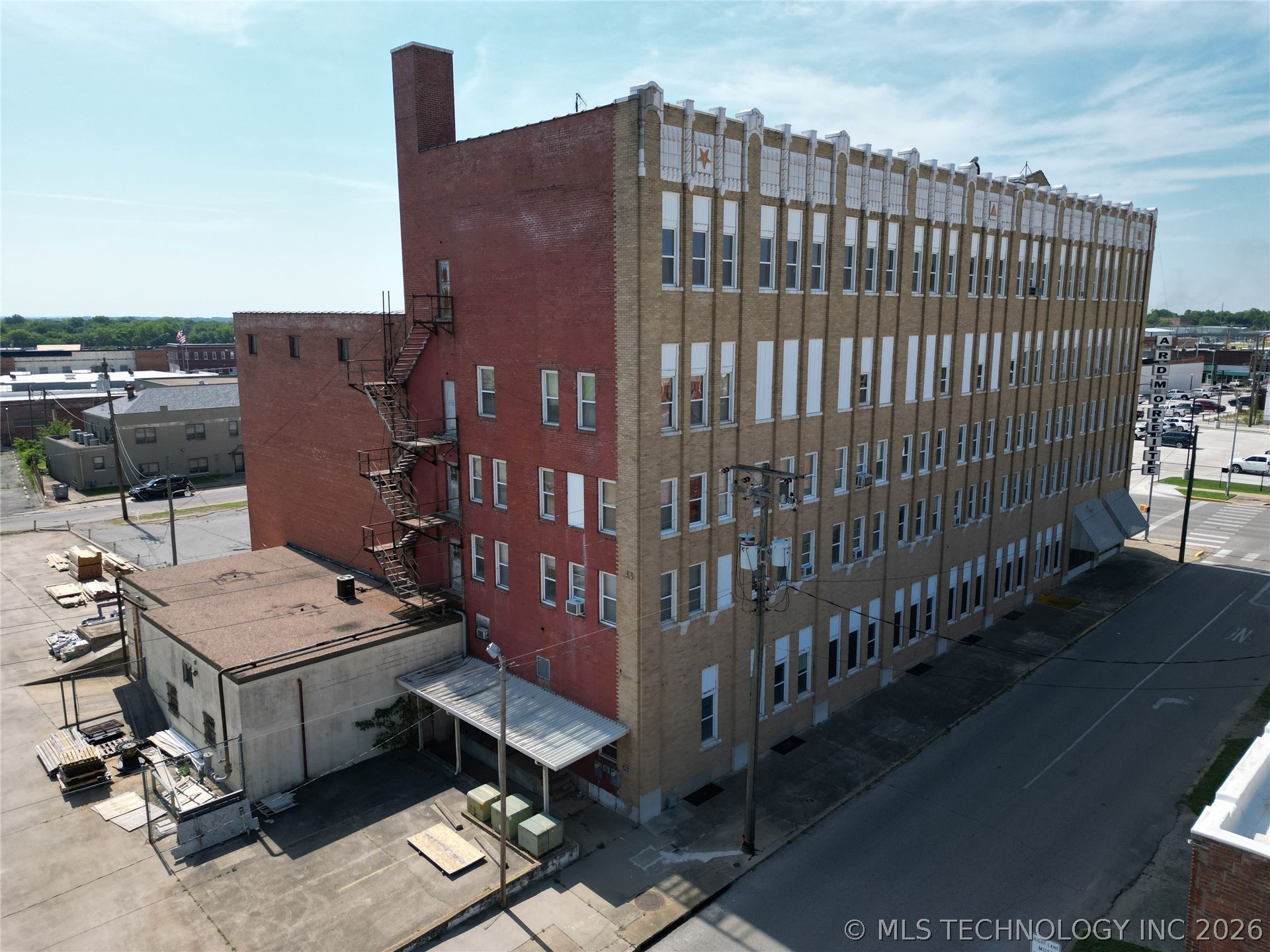115 W Broadway Street Ardmore OK 73401