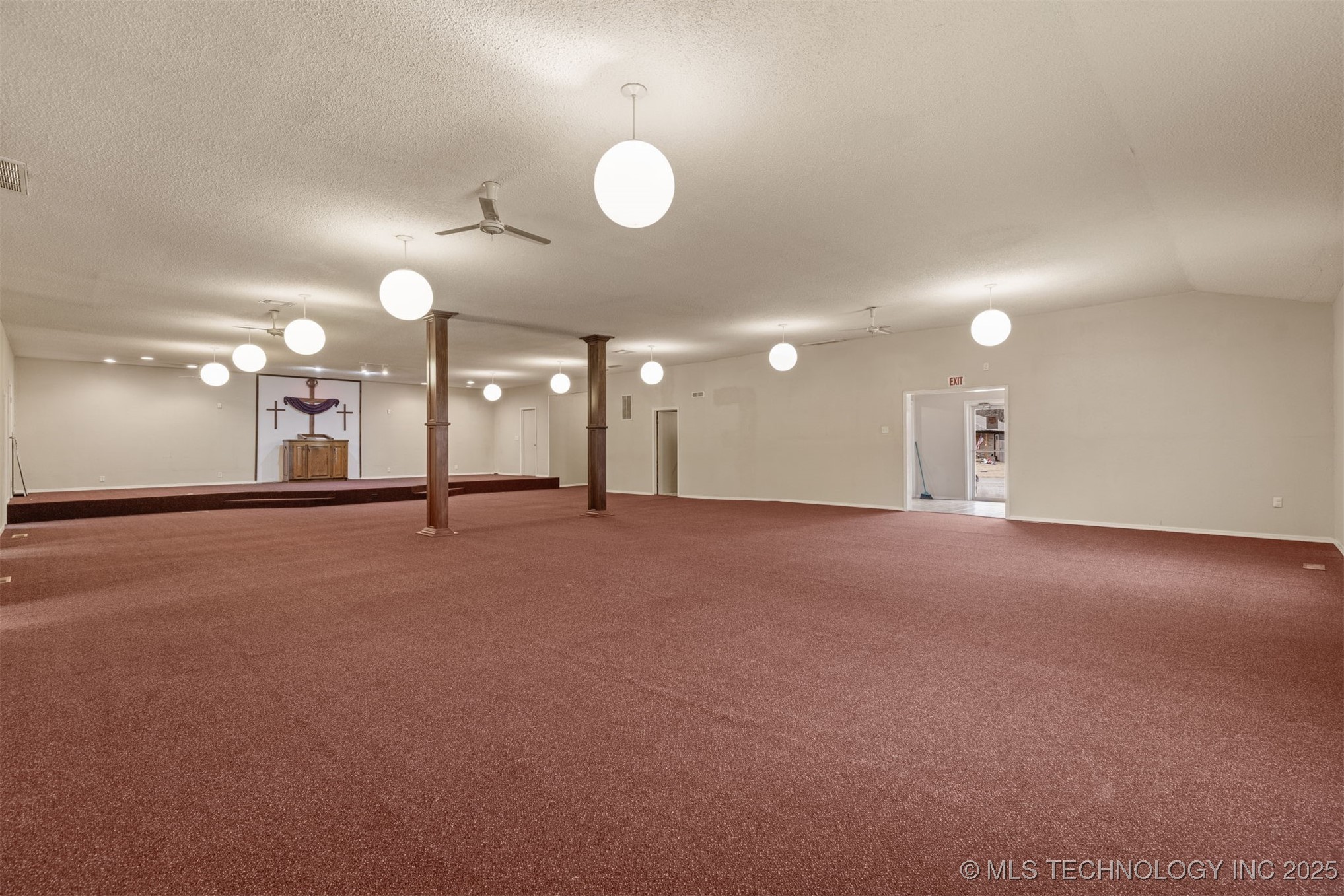 215 S Bixby Street Coweta OK 74429