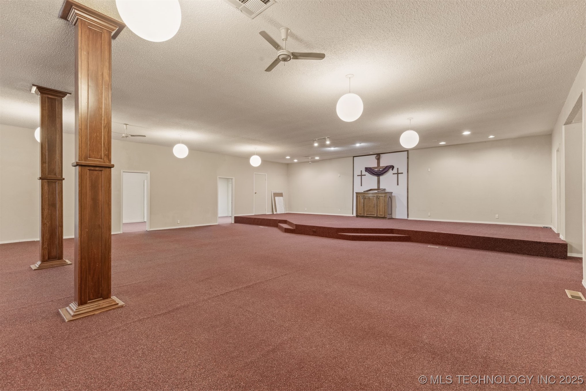 215 S Bixby Street Coweta OK 74429