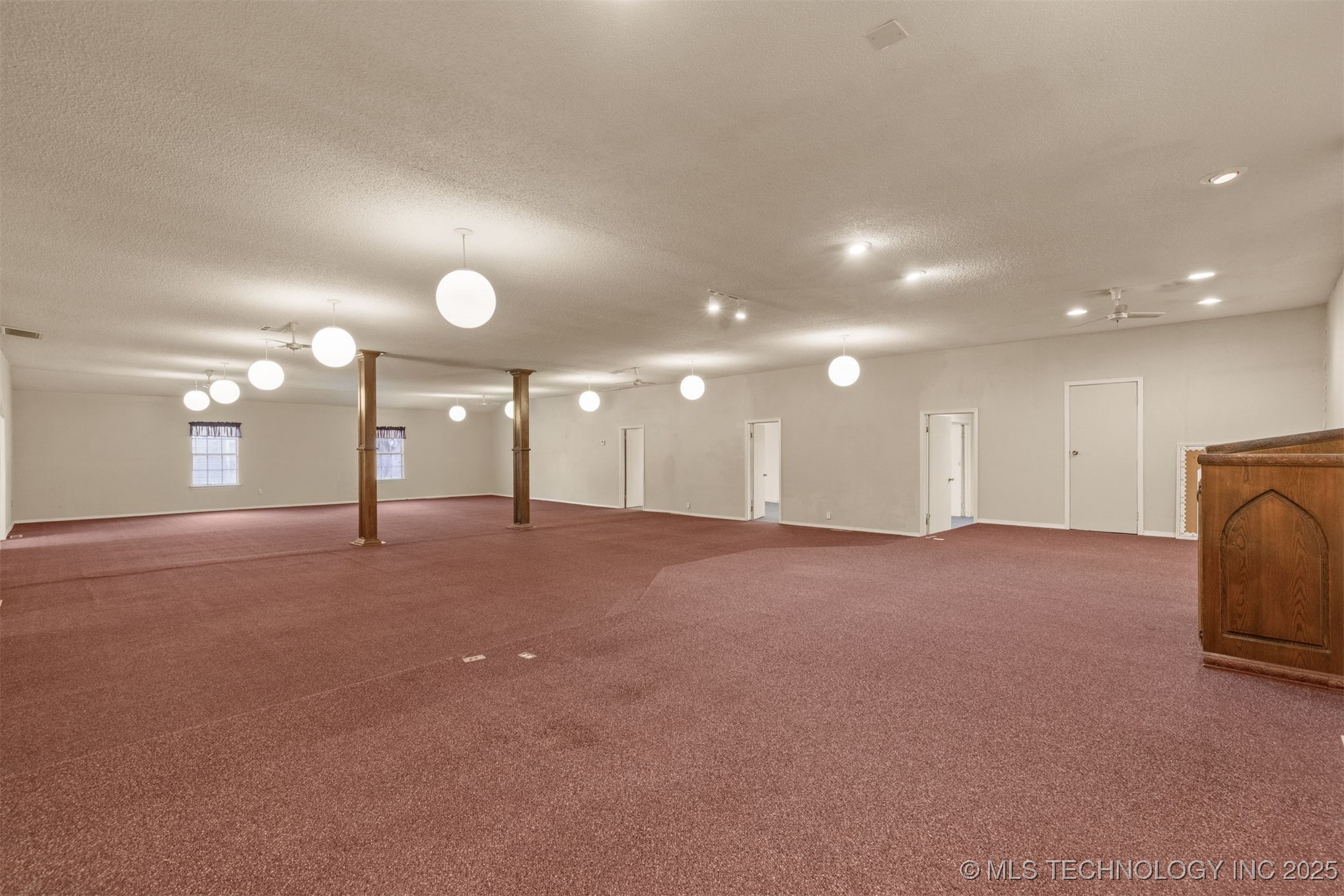 215 S Bixby Street Coweta OK 74429