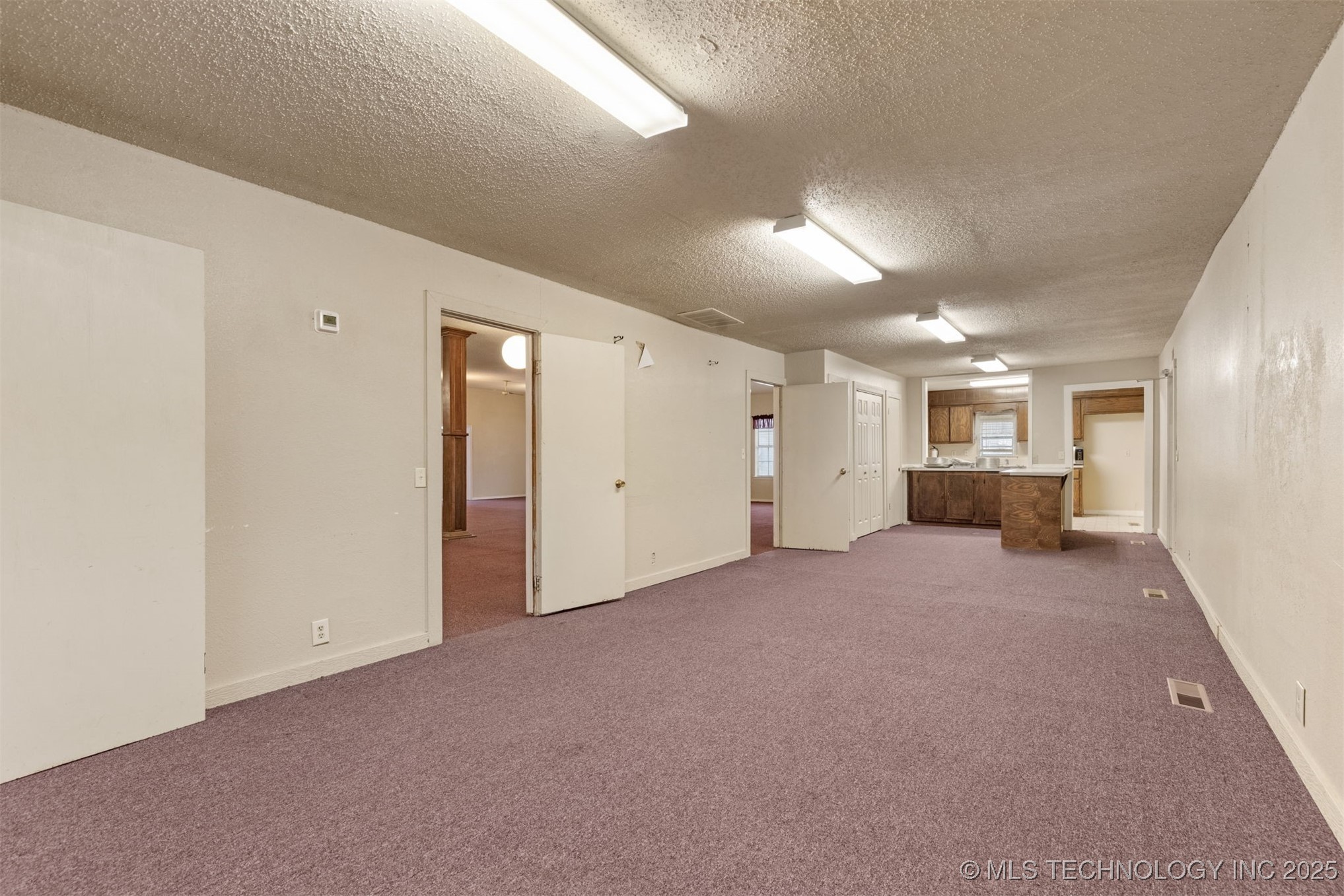 215 S Bixby Street Coweta OK 74429