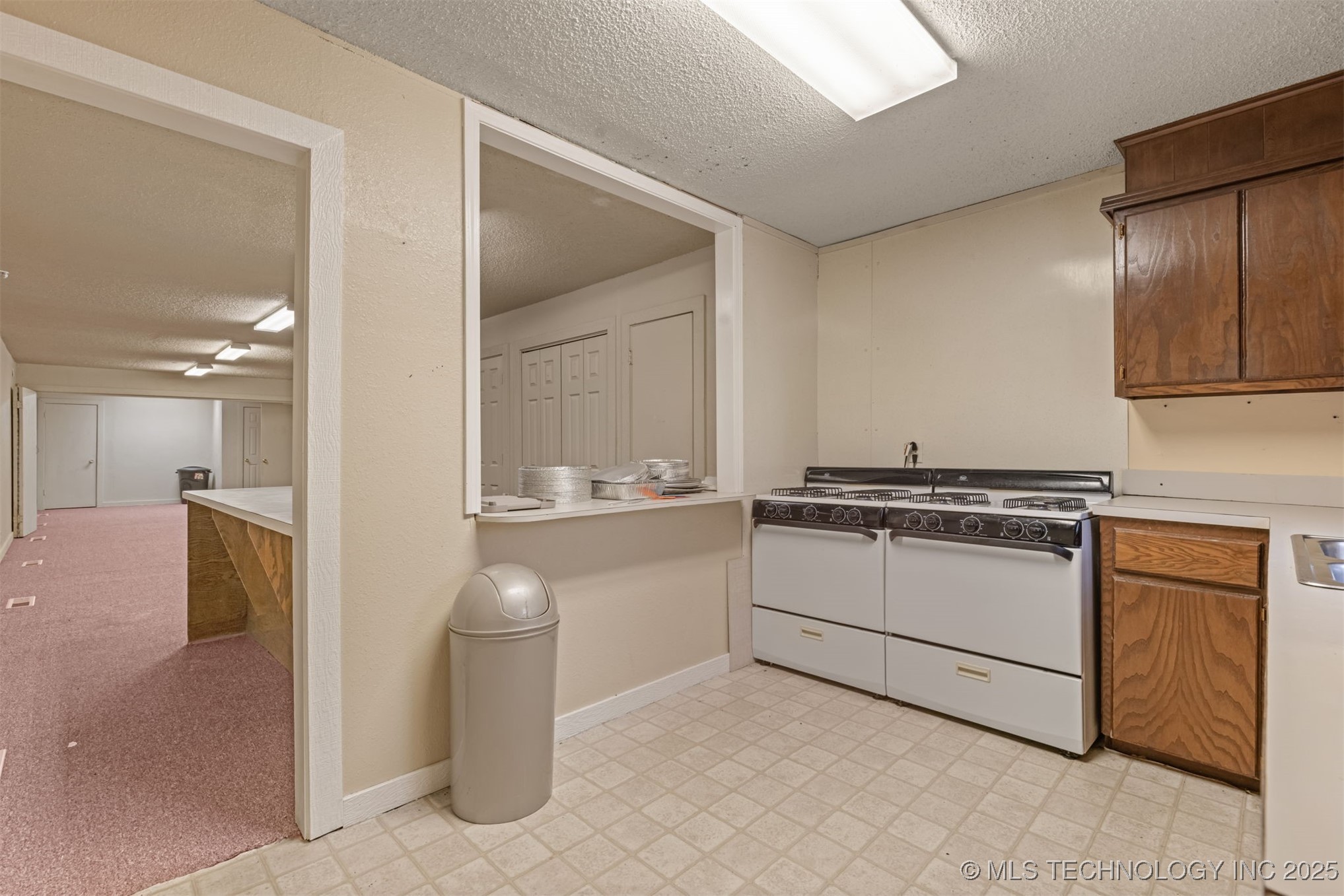 215 S Bixby Street Coweta OK 74429