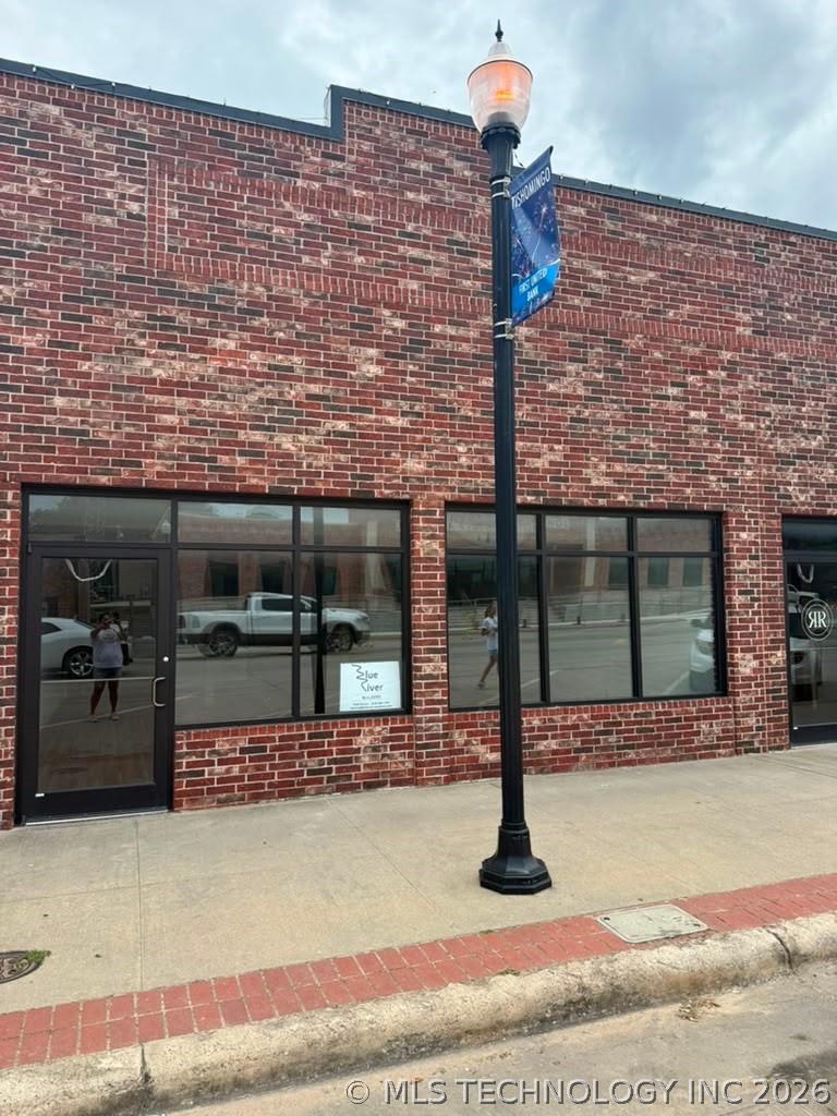 316 W Main Street Tishomingo OK 73460