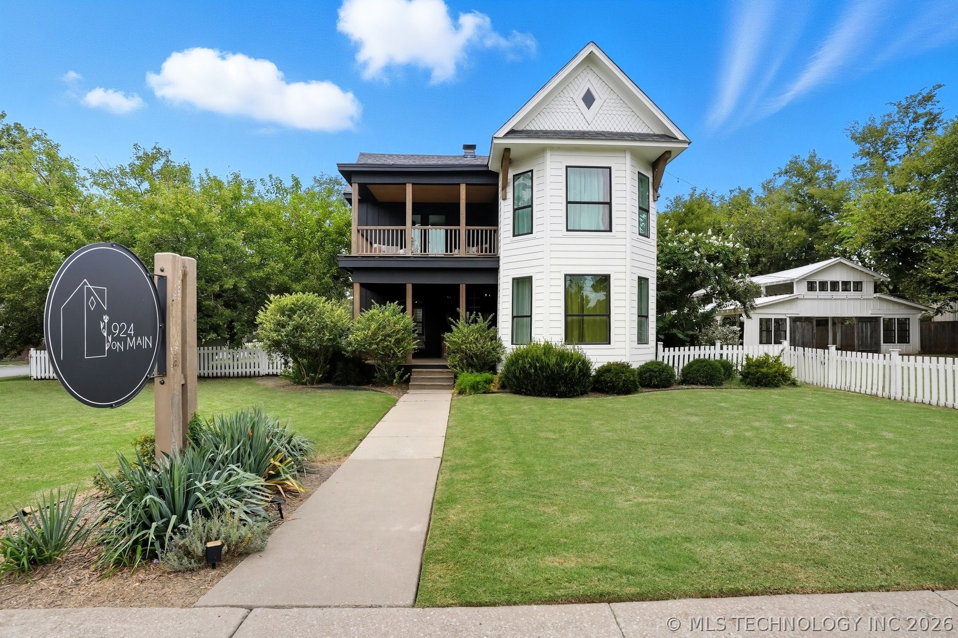 924 S Main Street Broken Arrow OK 74012