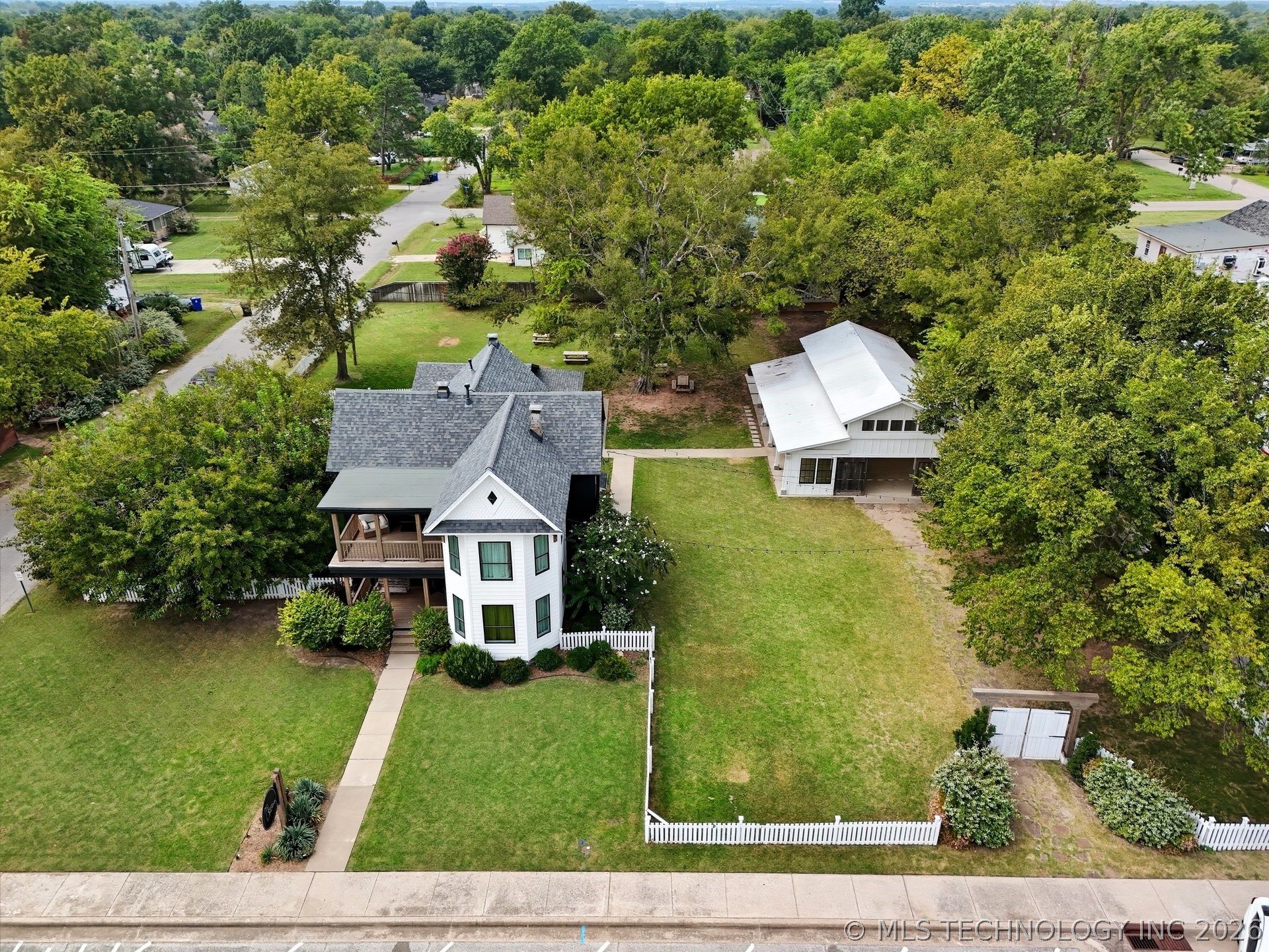 924 S Main Street Broken Arrow OK 74012