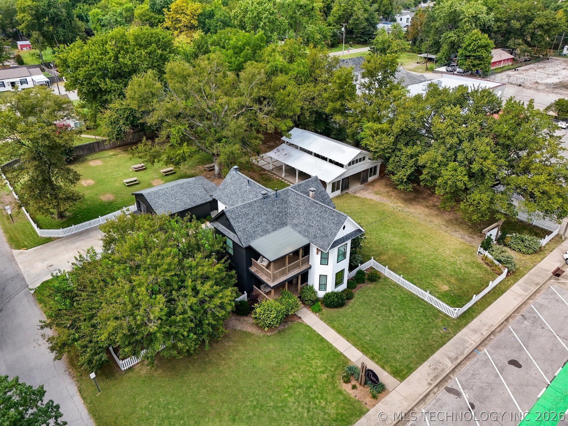 924 S Main Street Broken Arrow OK 74012