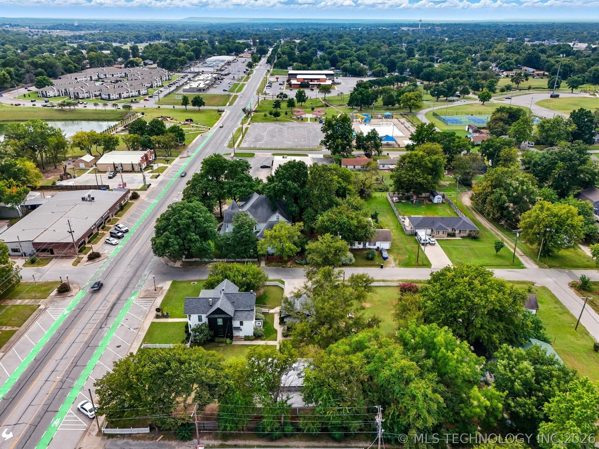 924 S Main Street Broken Arrow OK 74012