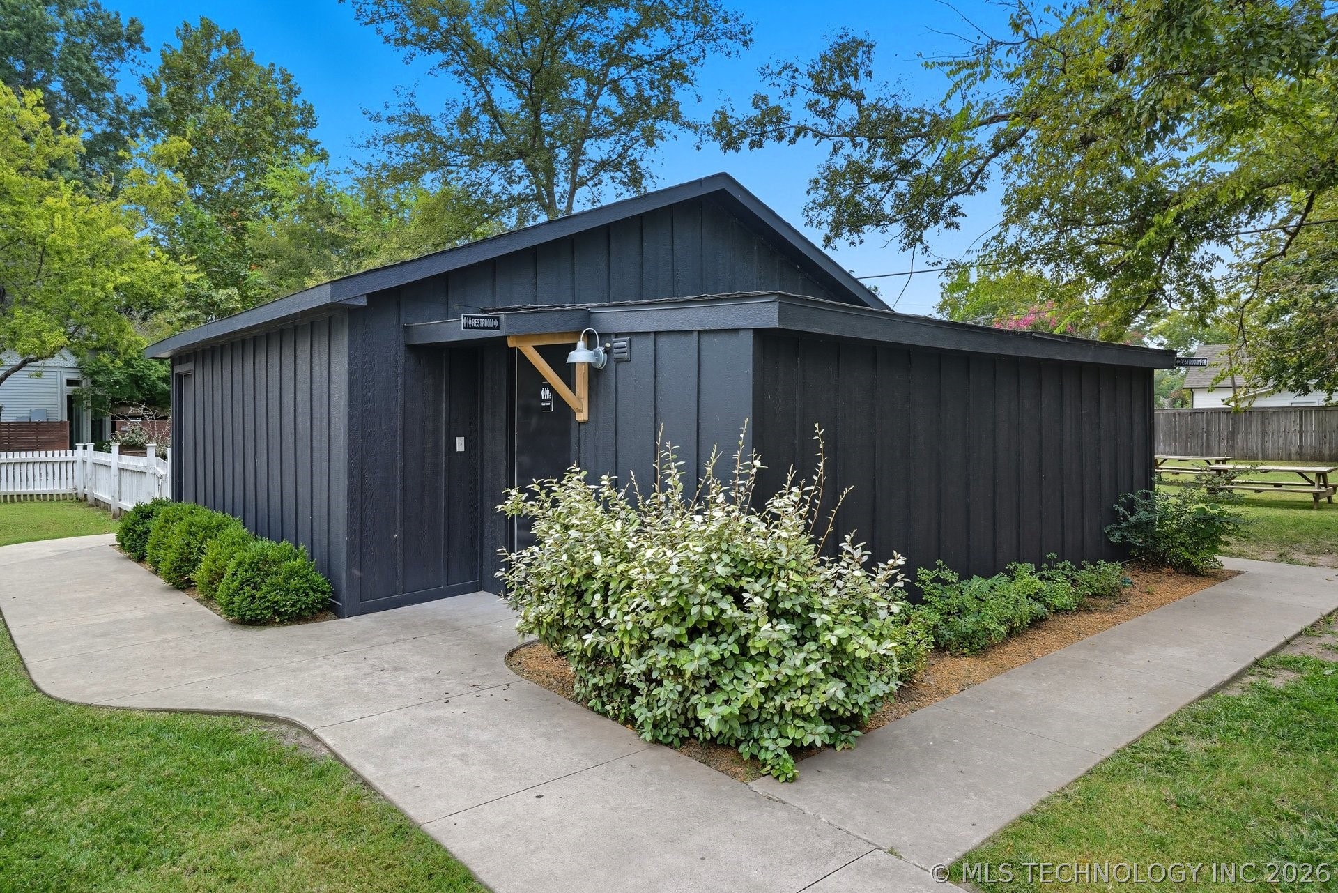 924 S Main Street Broken Arrow OK 74012