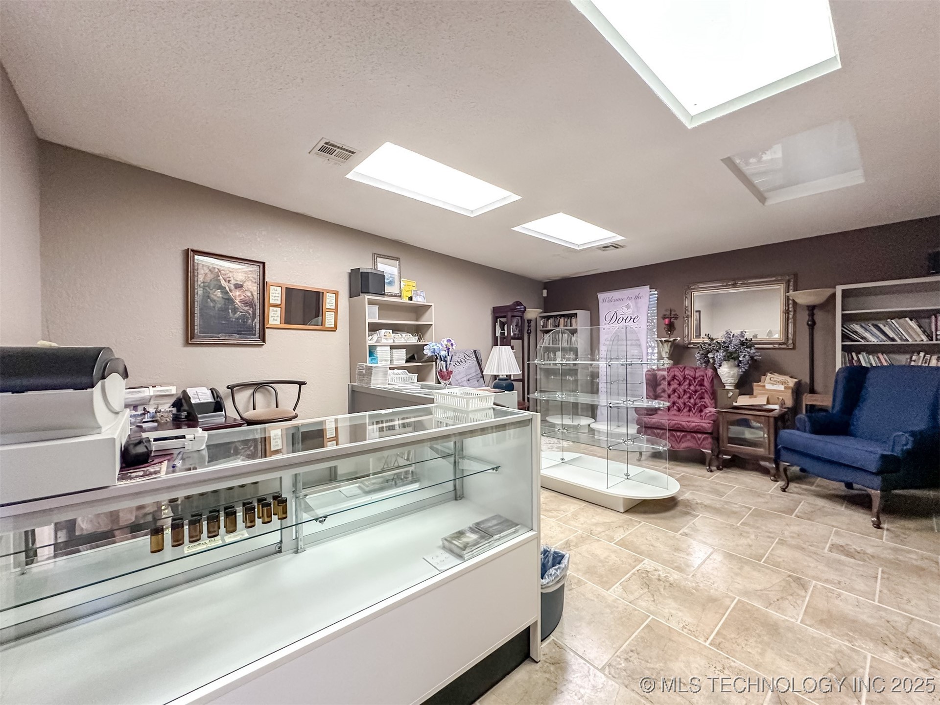 2833 W Main Street Jenks OK 74037
