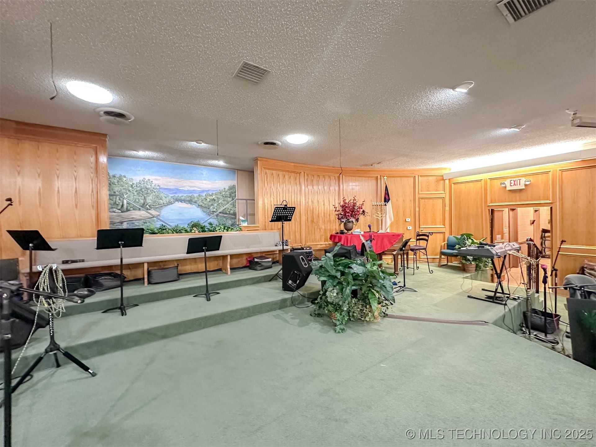 2833 W Main Street Jenks OK 74037