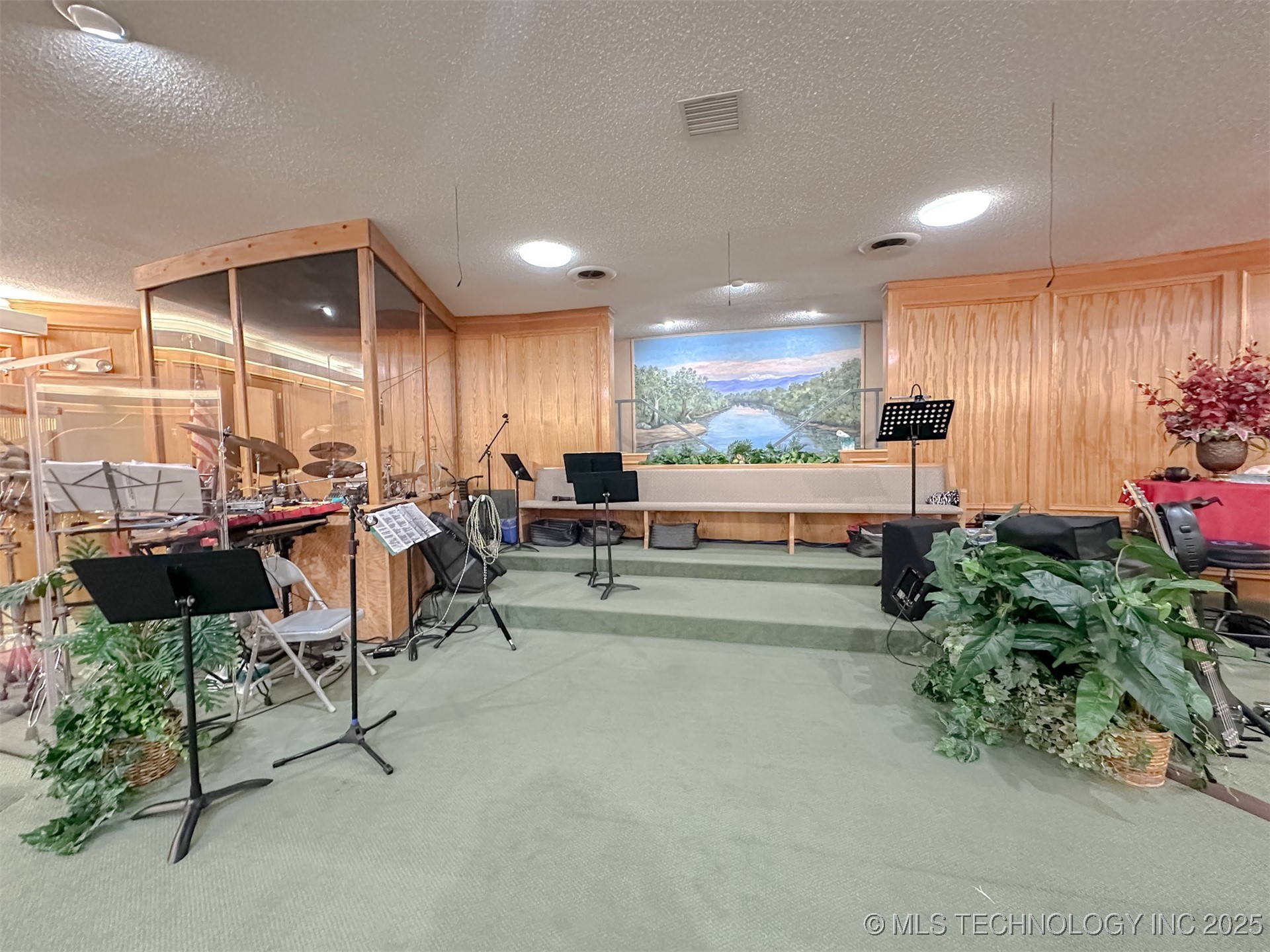2833 W Main Street Jenks OK 74037