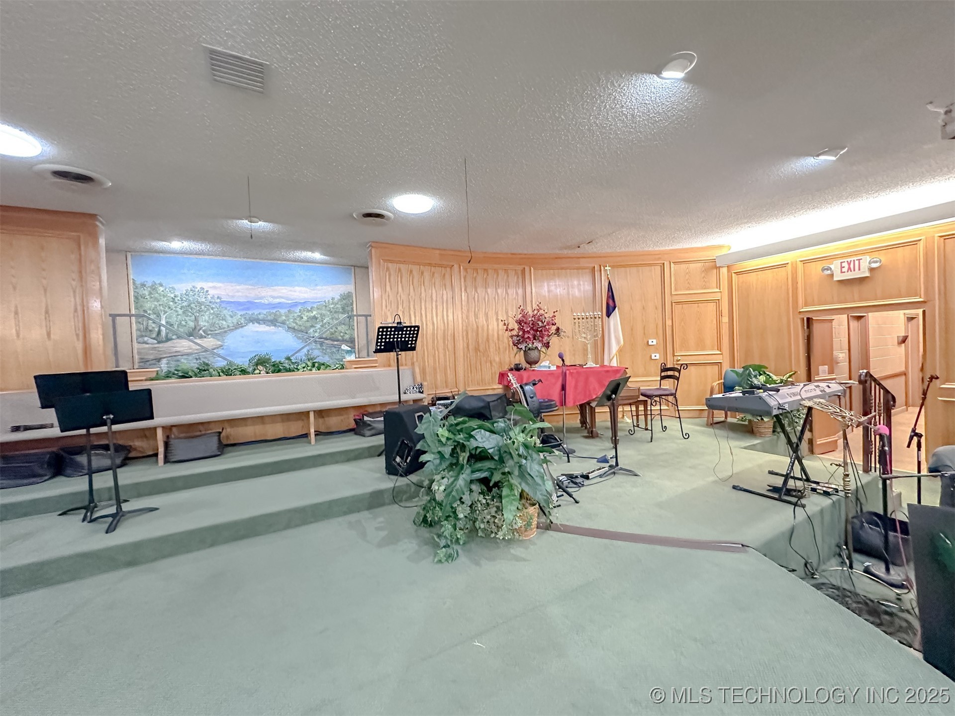 2833 W Main Street Jenks OK 74037