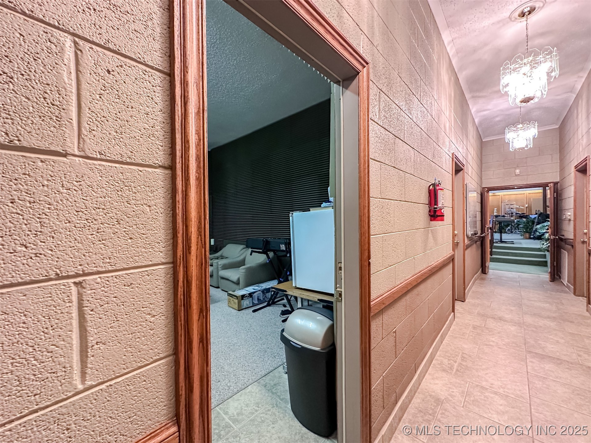 2833 W Main Street Jenks OK 74037