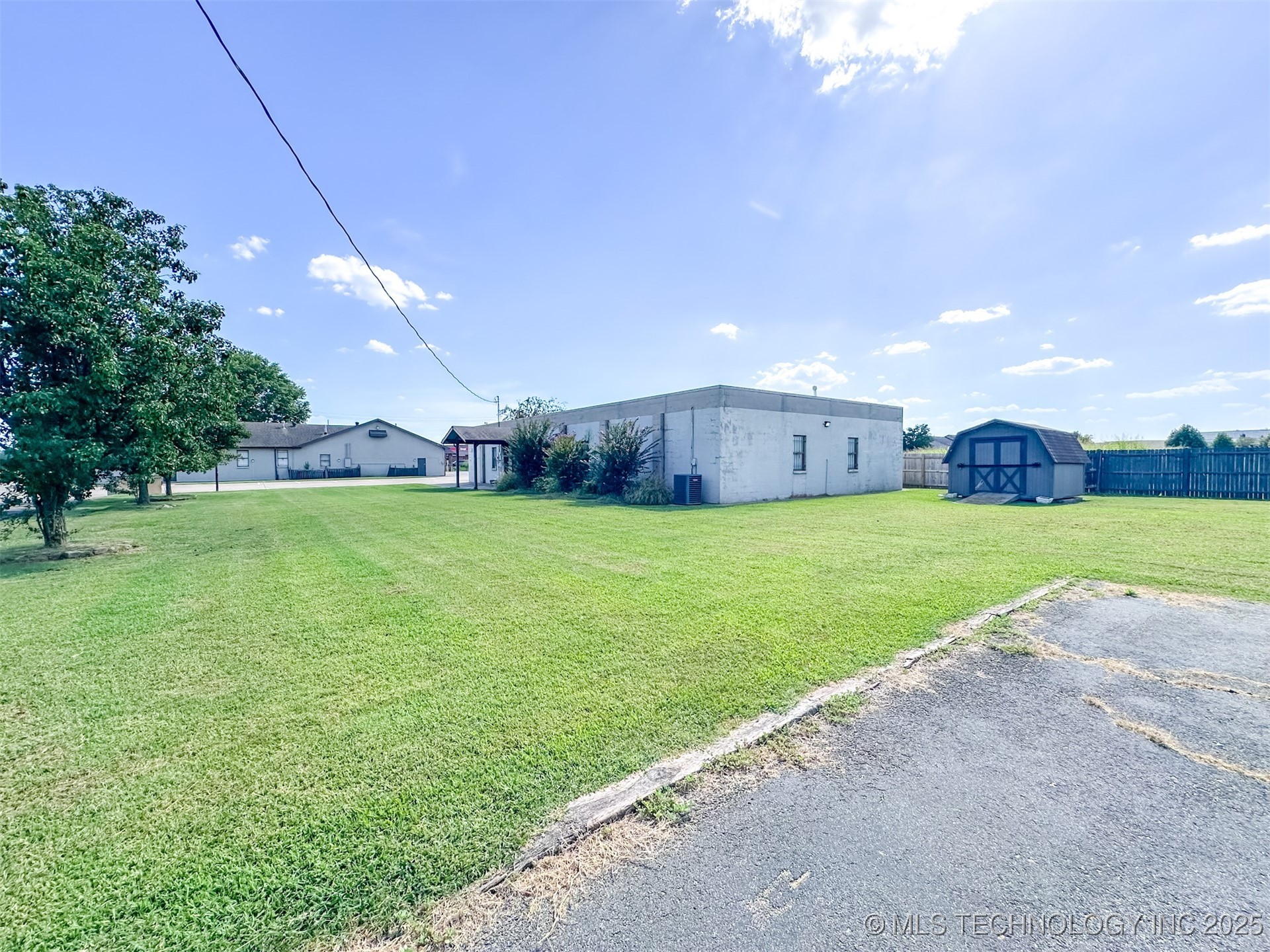 2833 W Main Street Jenks OK 74037