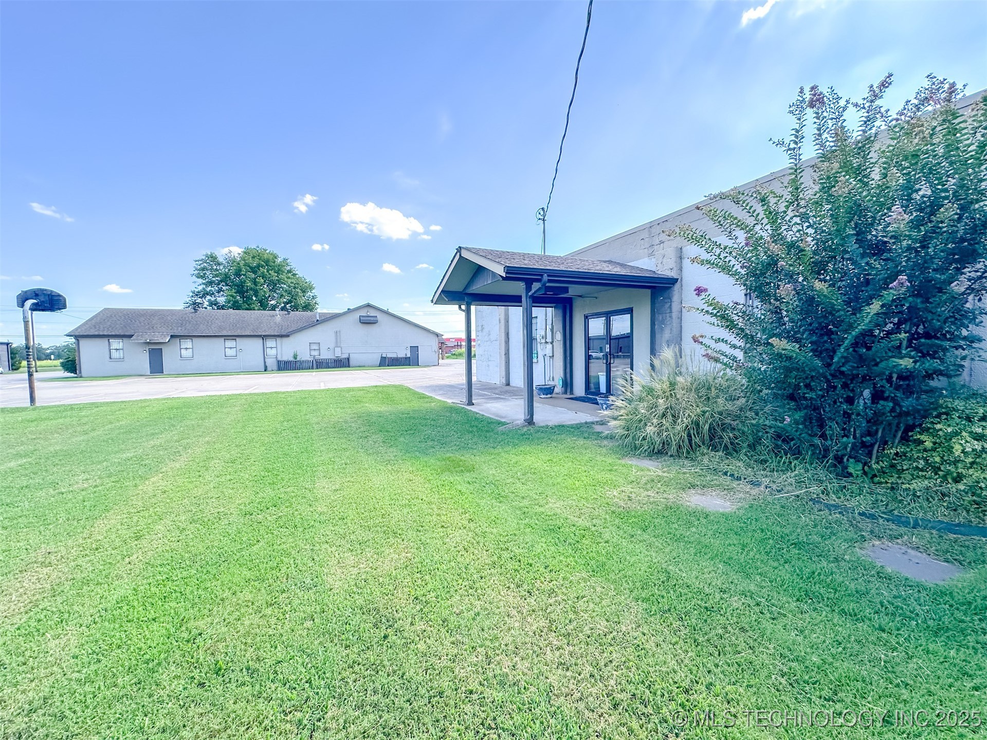 2833 W Main Street Jenks OK 74037
