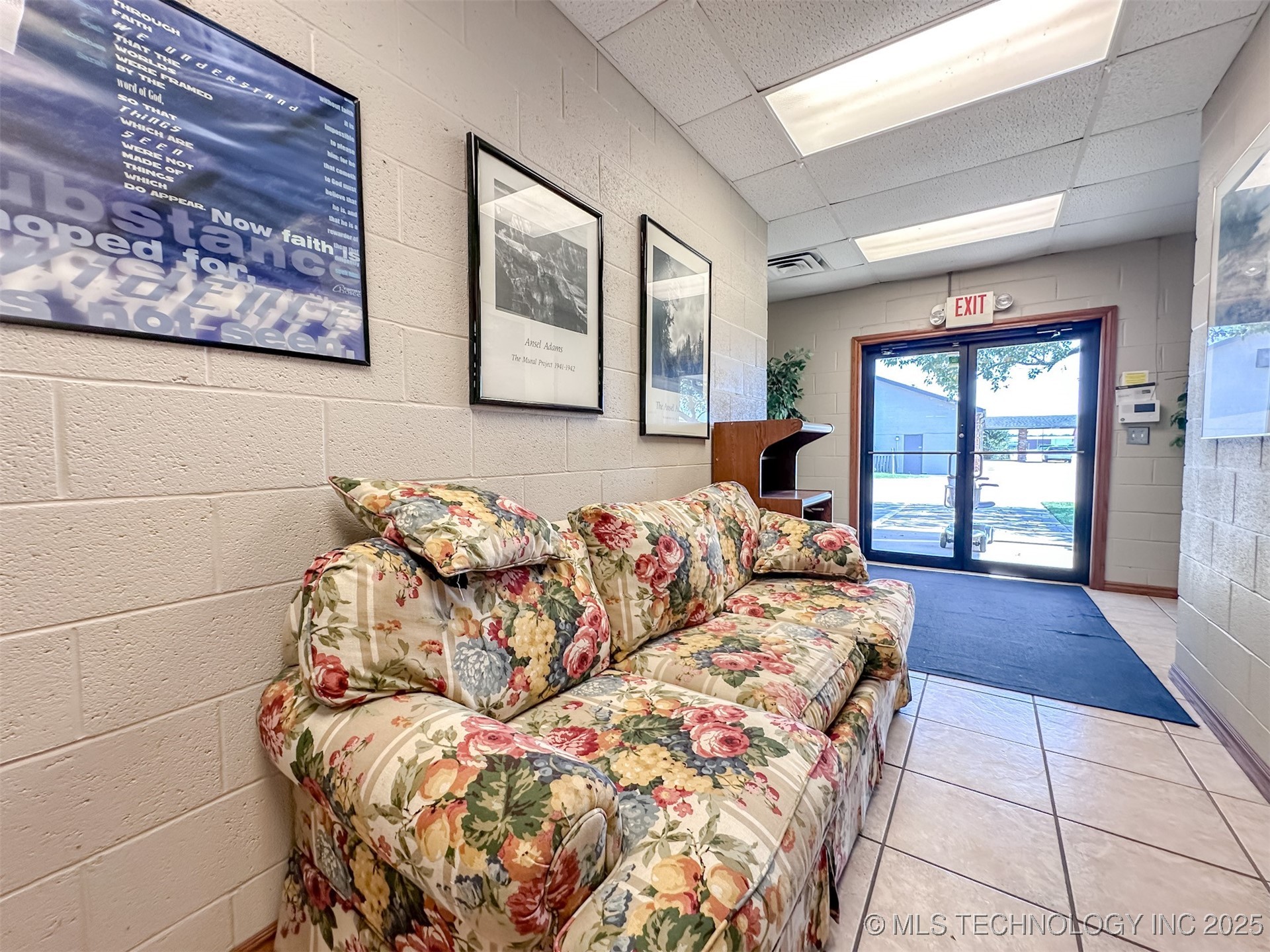 2833 W Main Street Jenks OK 74037