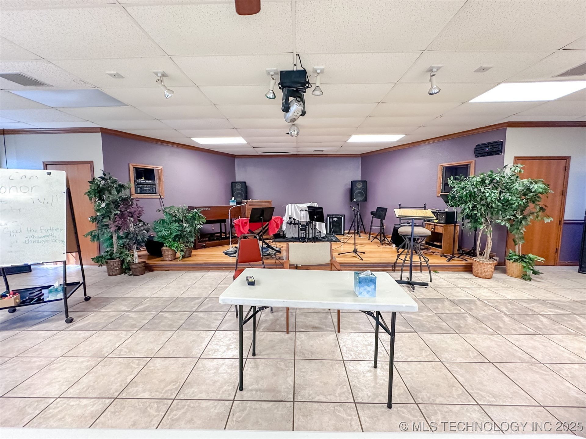 2833 W Main Street Jenks OK 74037