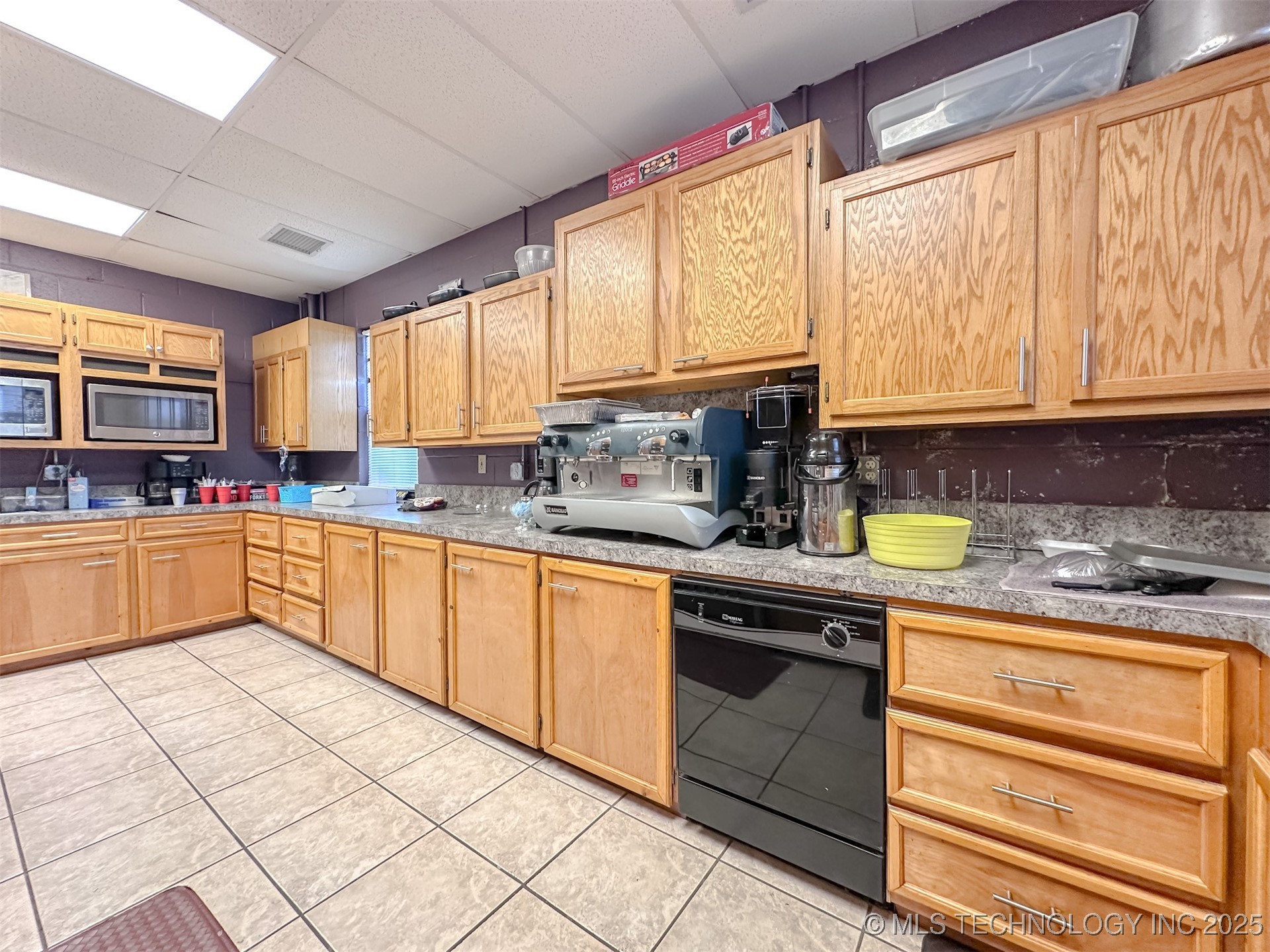 2833 W Main Street Jenks OK 74037