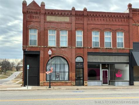 203 W Bdwy Okemah OK 74859
