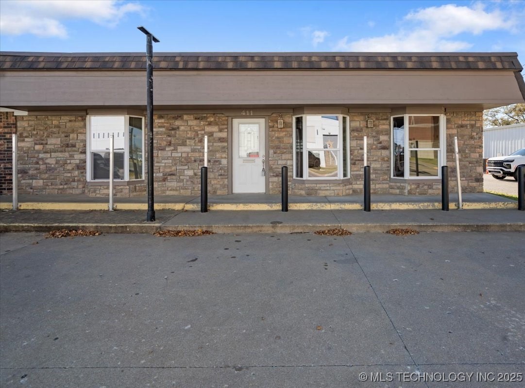 411 W 1st Street Claremore OK 74017