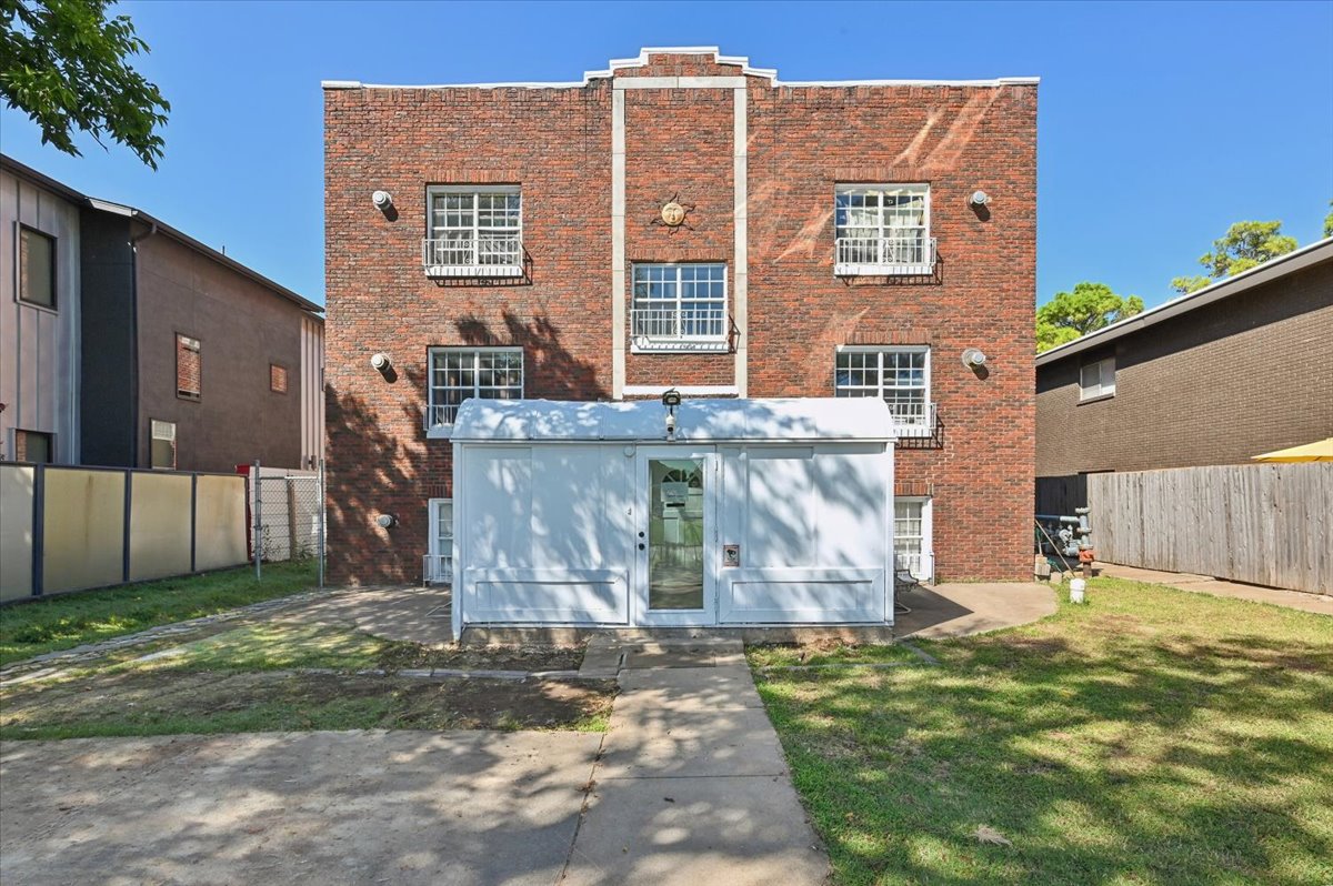 1408 S Troost Avenue Tulsa OK 74120