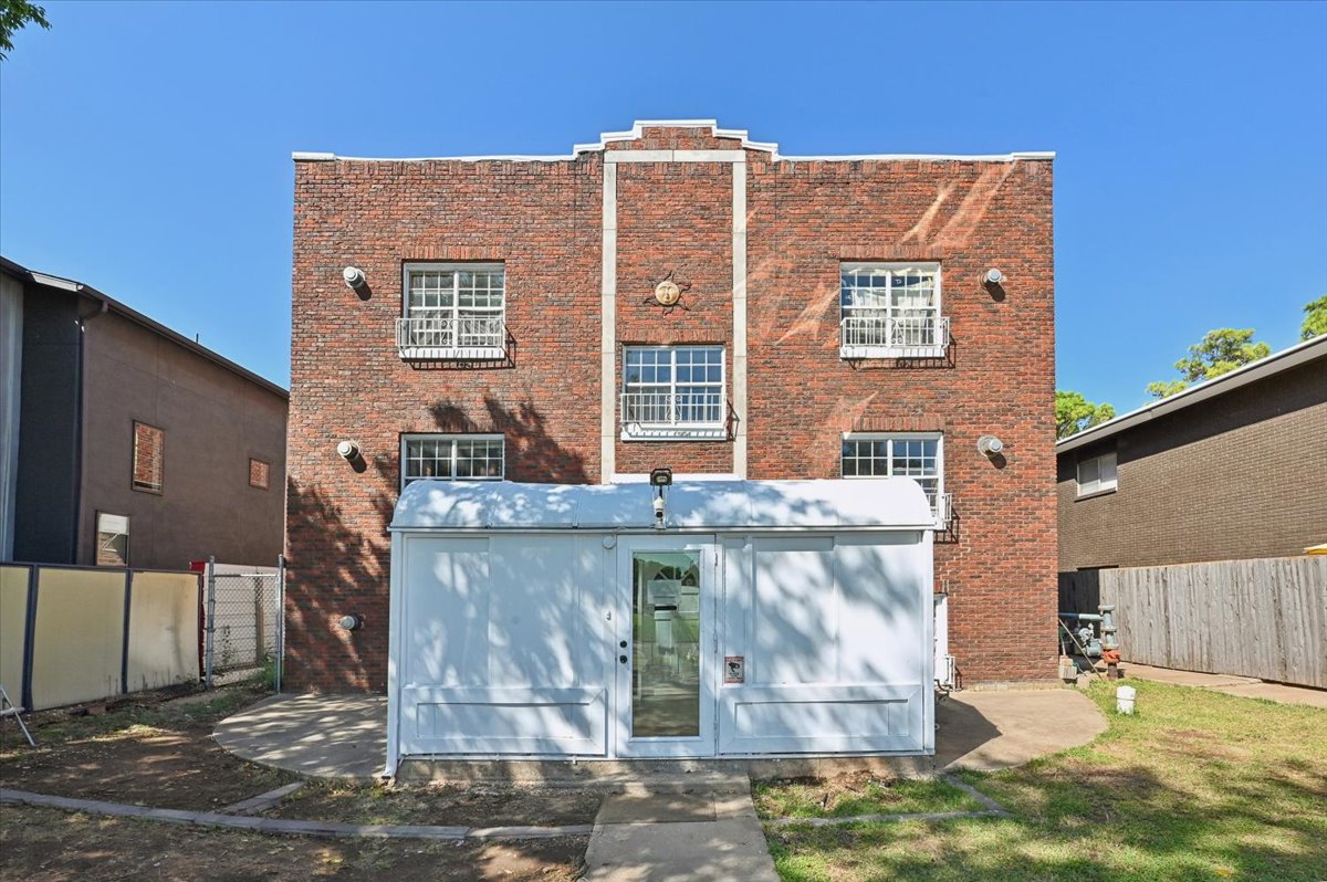 1408 S Troost Avenue Tulsa OK 74120