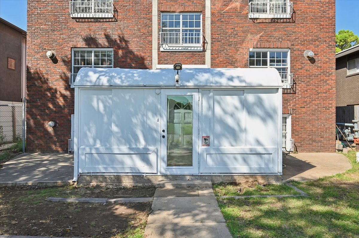 1408 S Troost Avenue Tulsa OK 74120