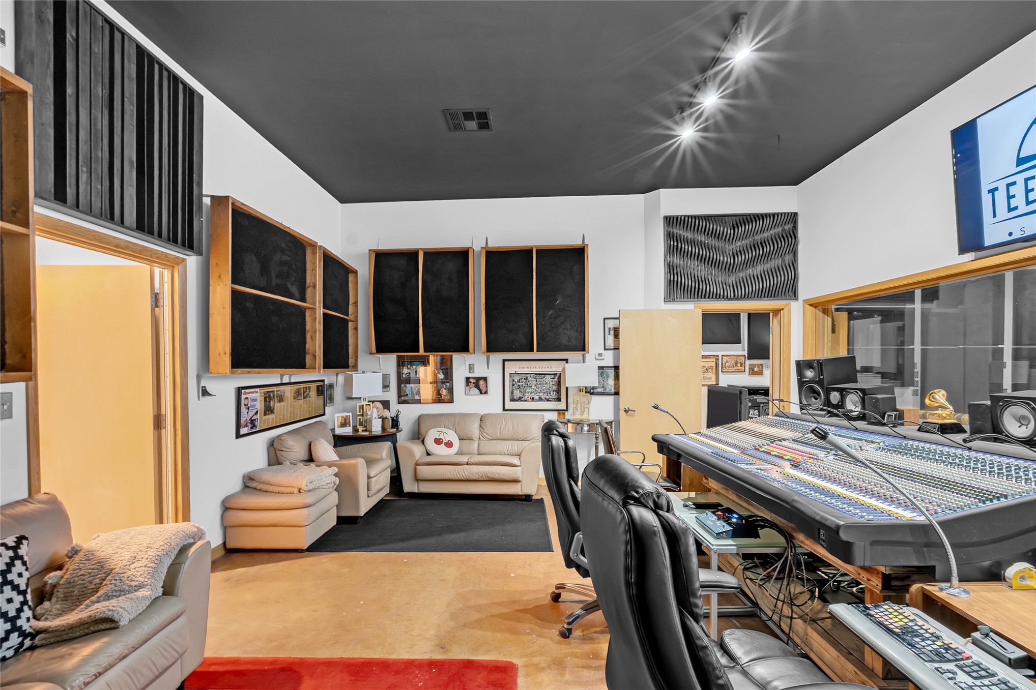 1431 E 3rd Street Tulsa OK 74120