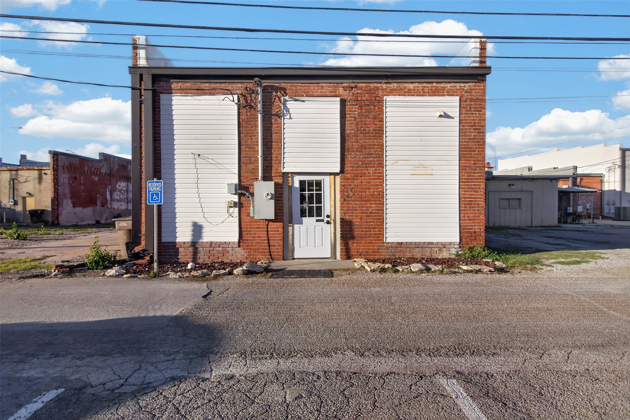 206 E Rogers Boulevard Skiatook OK 74070