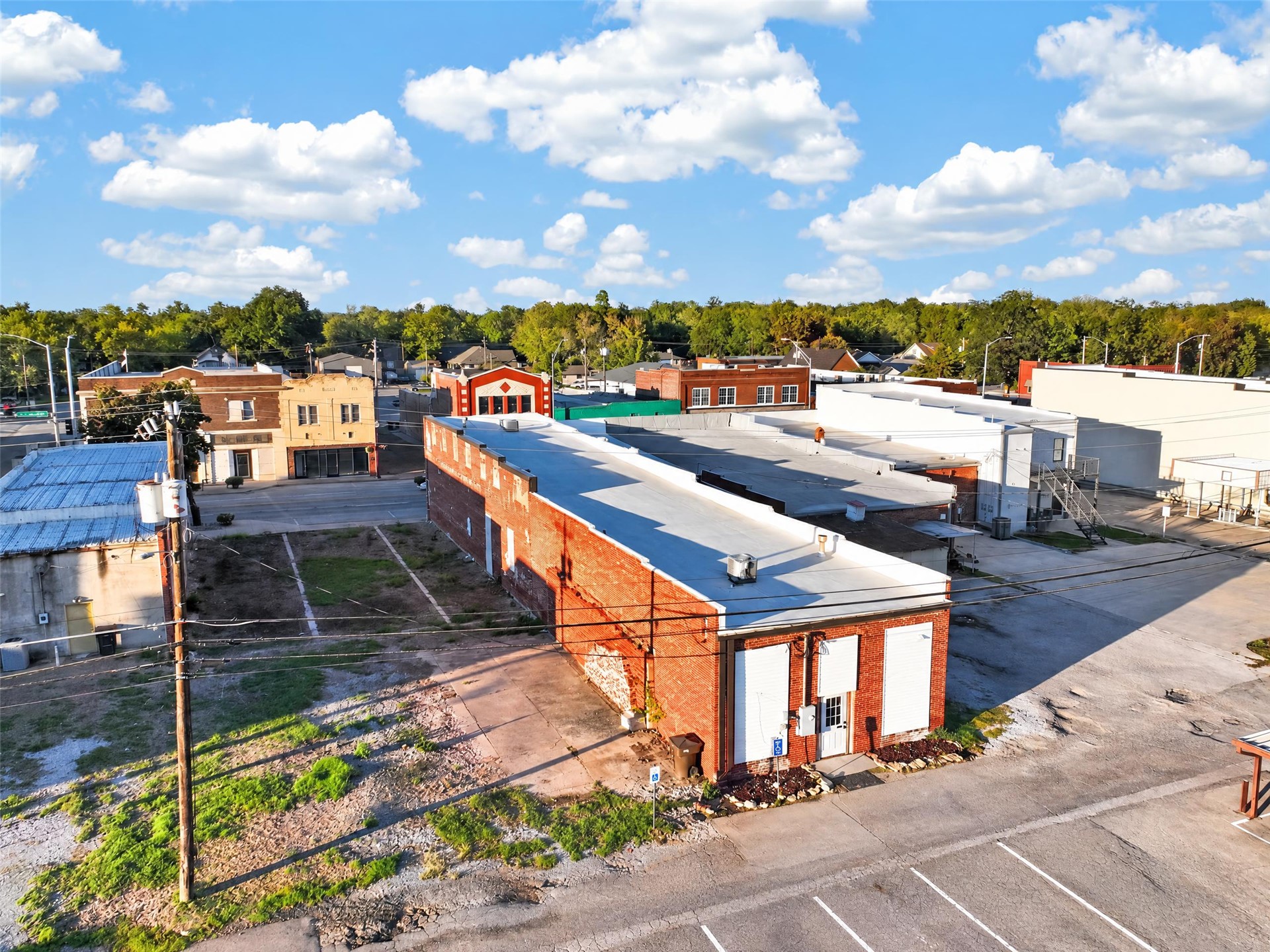 206 E Rogers Boulevard Skiatook OK 74070