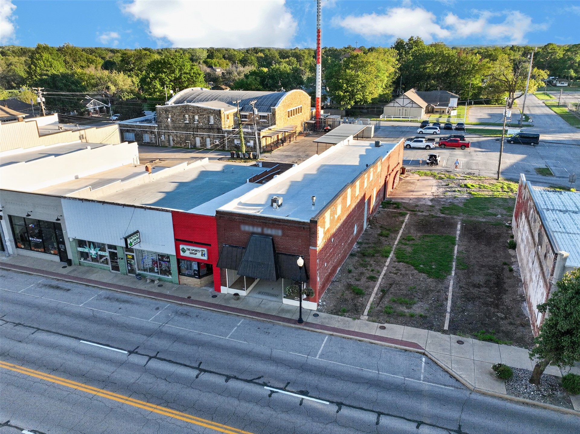 206 E Rogers Boulevard Skiatook OK 74070
