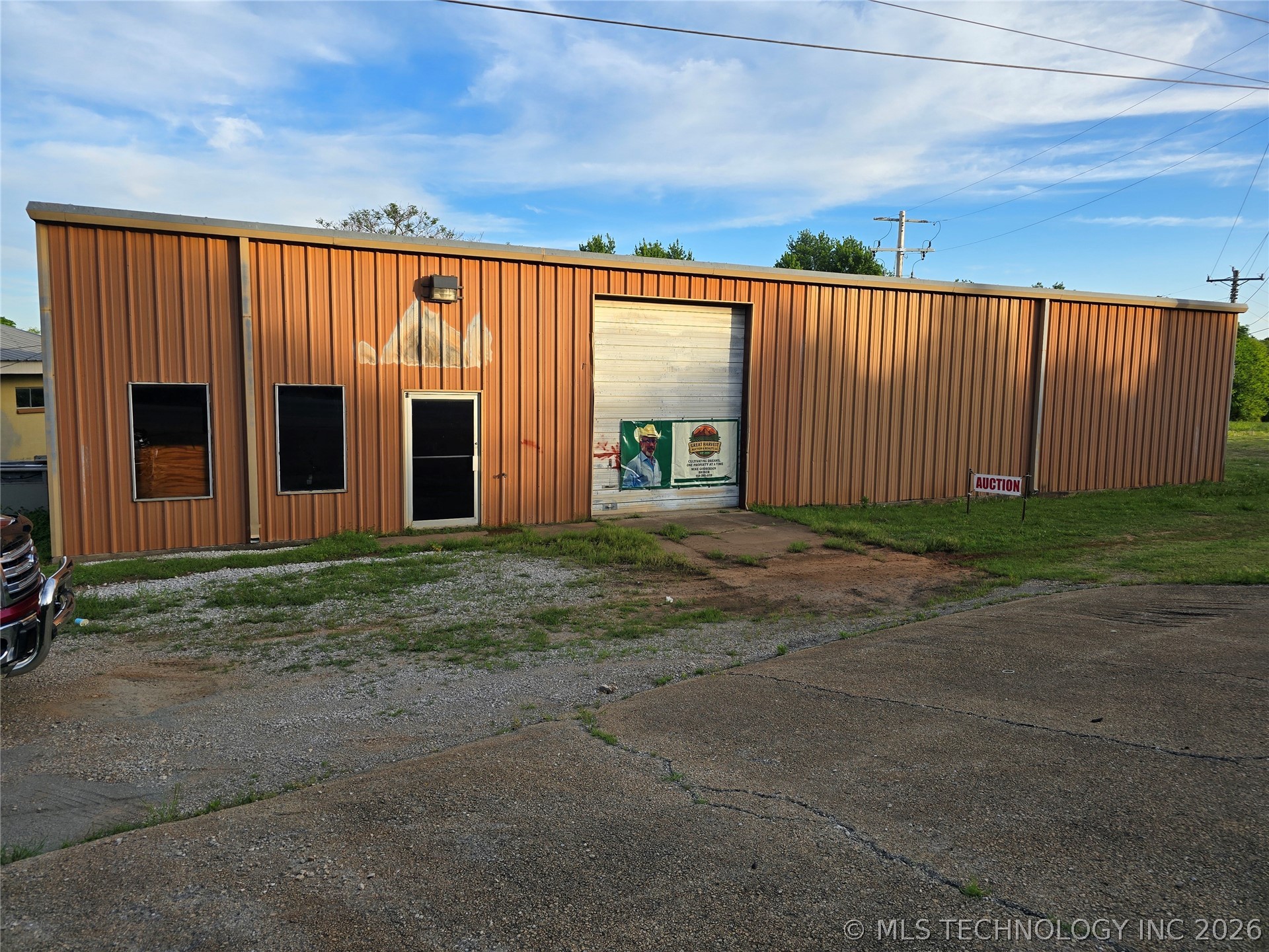 800 S D And H Road Cleveland OK 74020