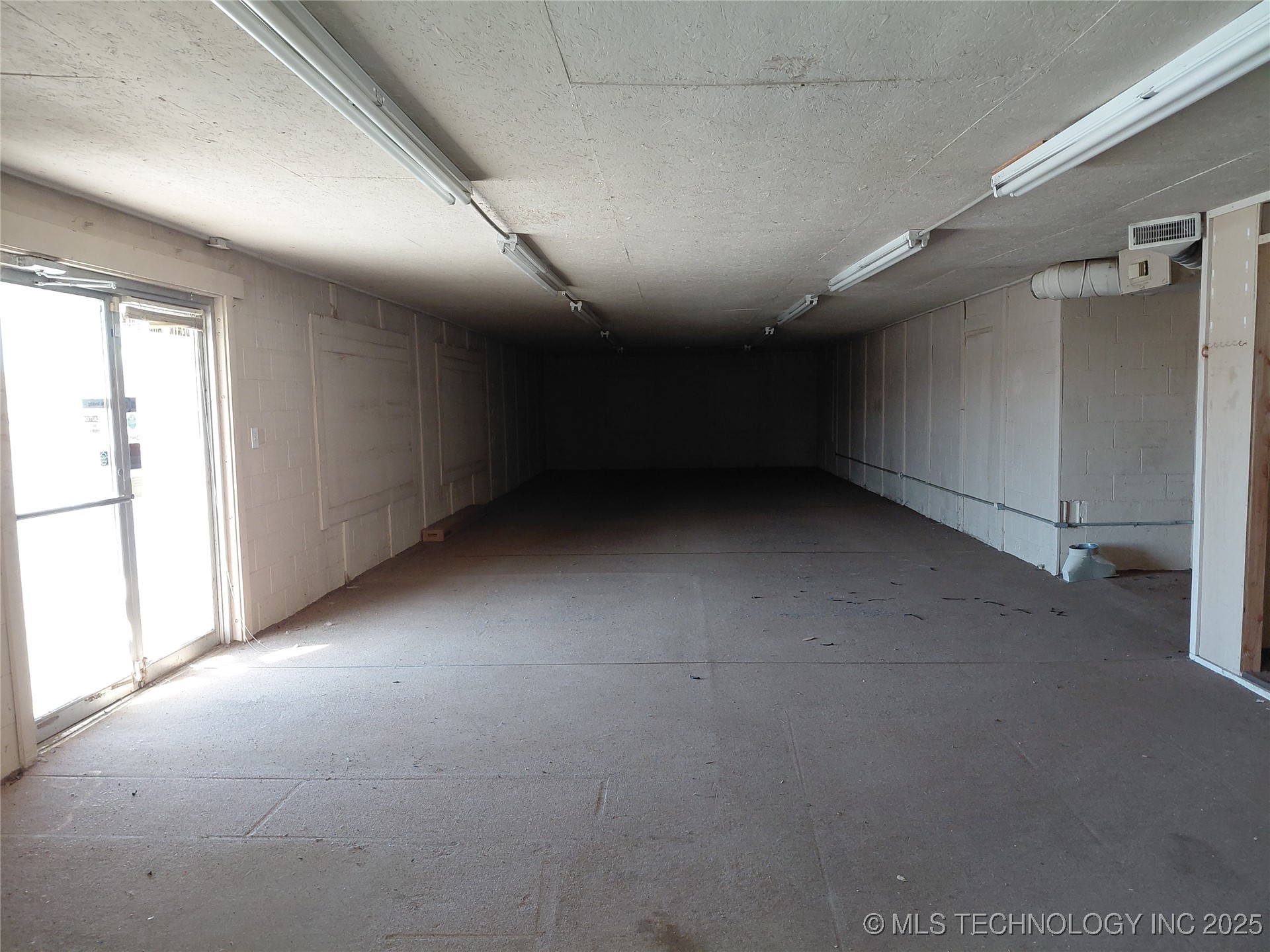 12273 Us Highway 69 Chouteau OK 74337