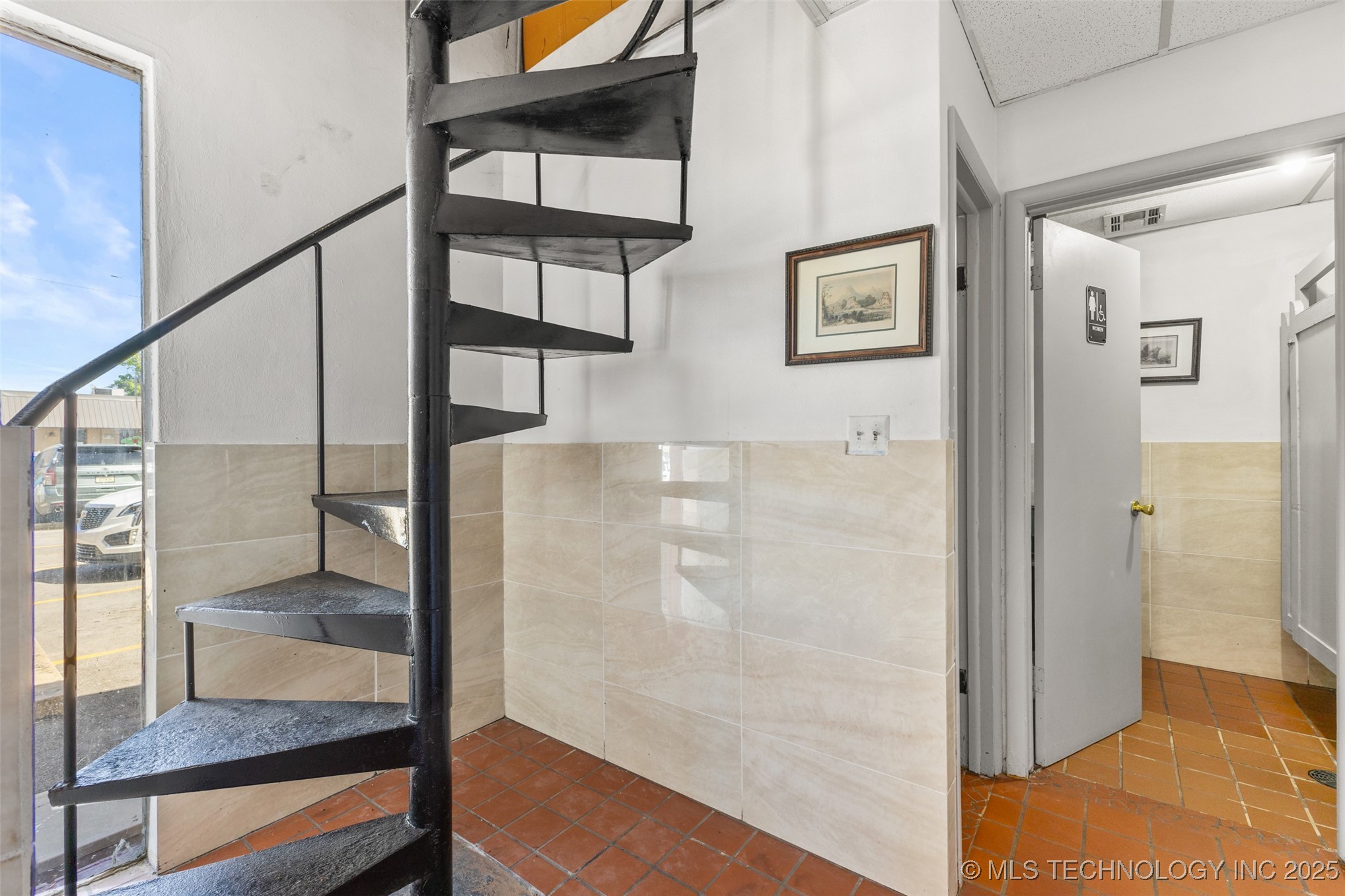 310 W Paul Pauls Valley OK 73075