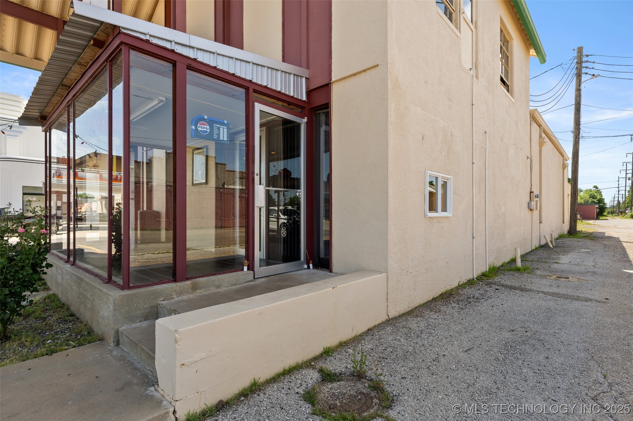 310 W Paul Pauls Valley OK 73075