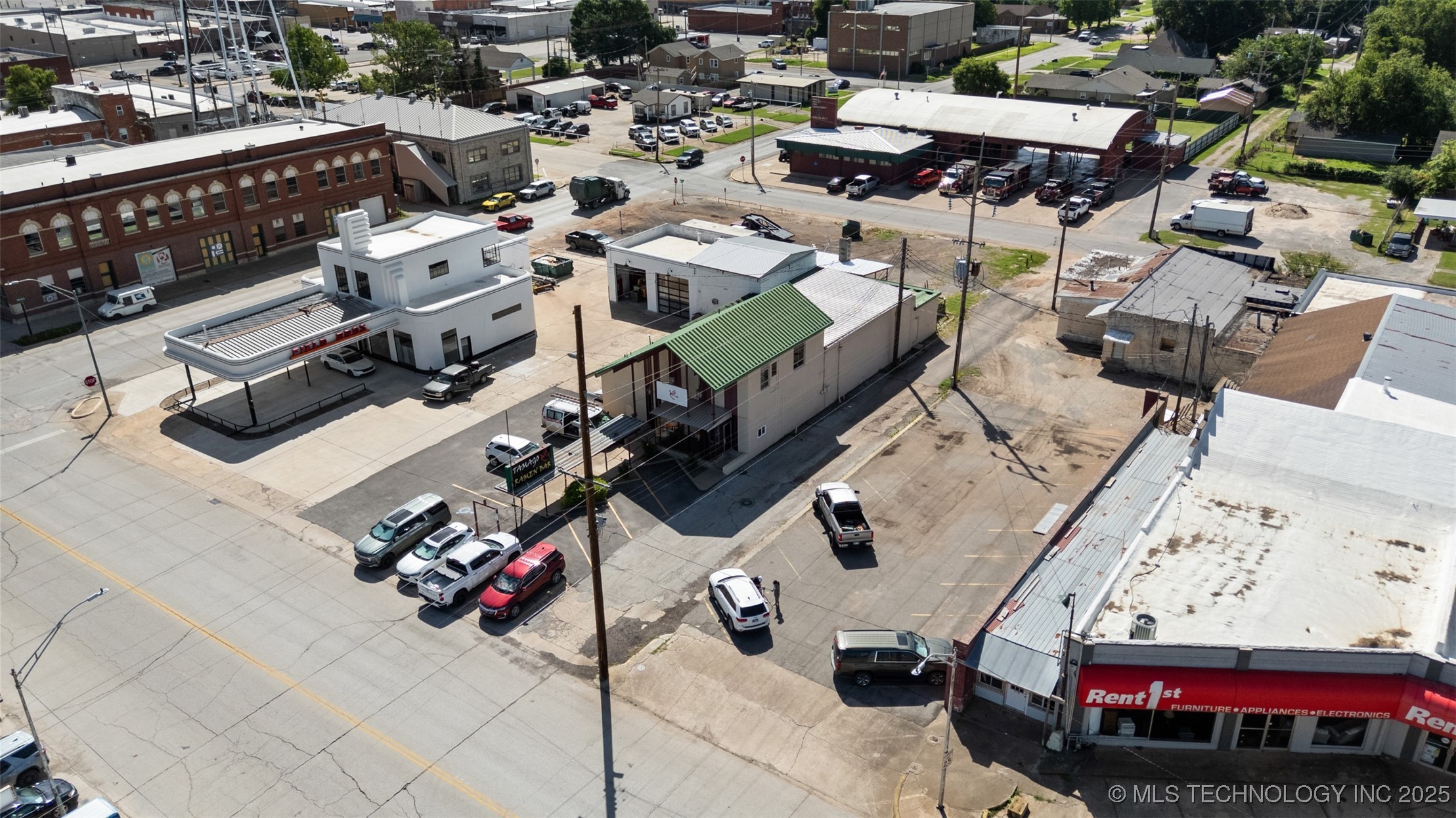 310 W Paul Pauls Valley OK 73075