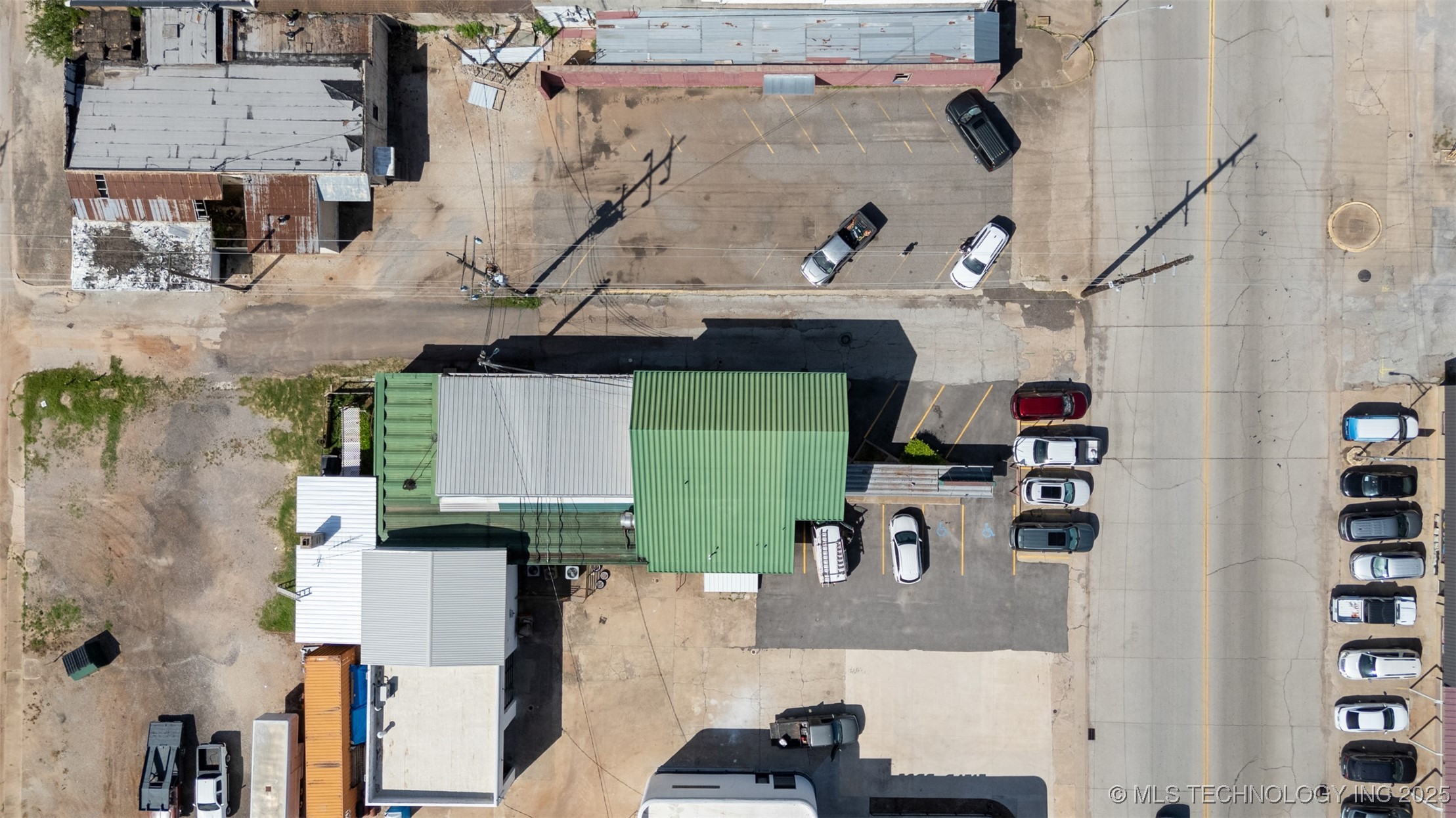 310 W Paul Pauls Valley OK 73075