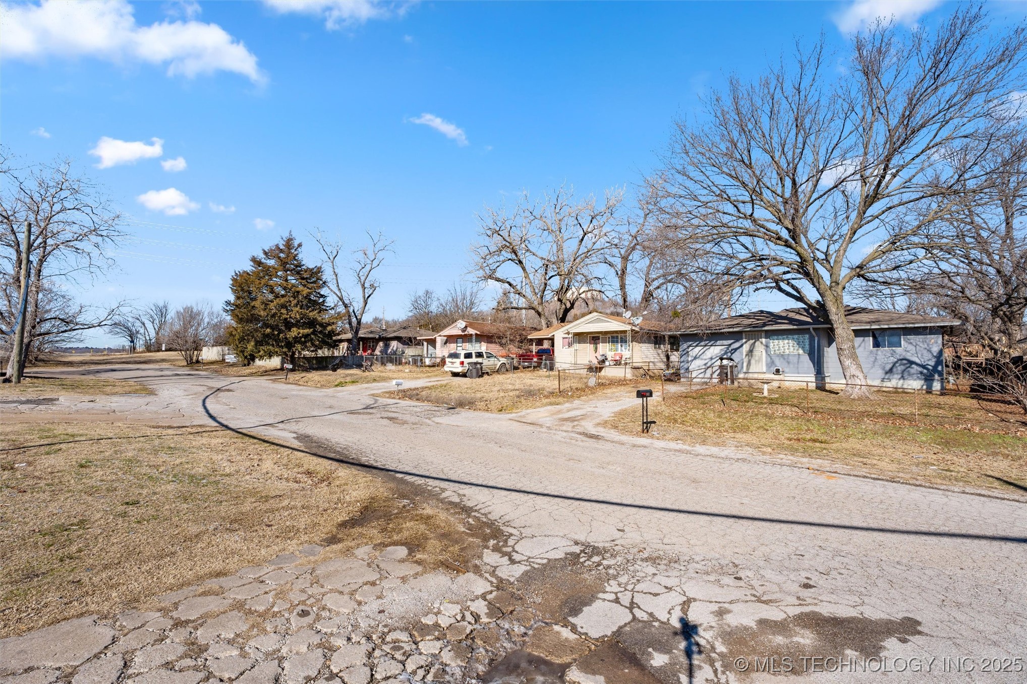 1840 SW Frank Phillips Boulevard Bartlesville OK 74003