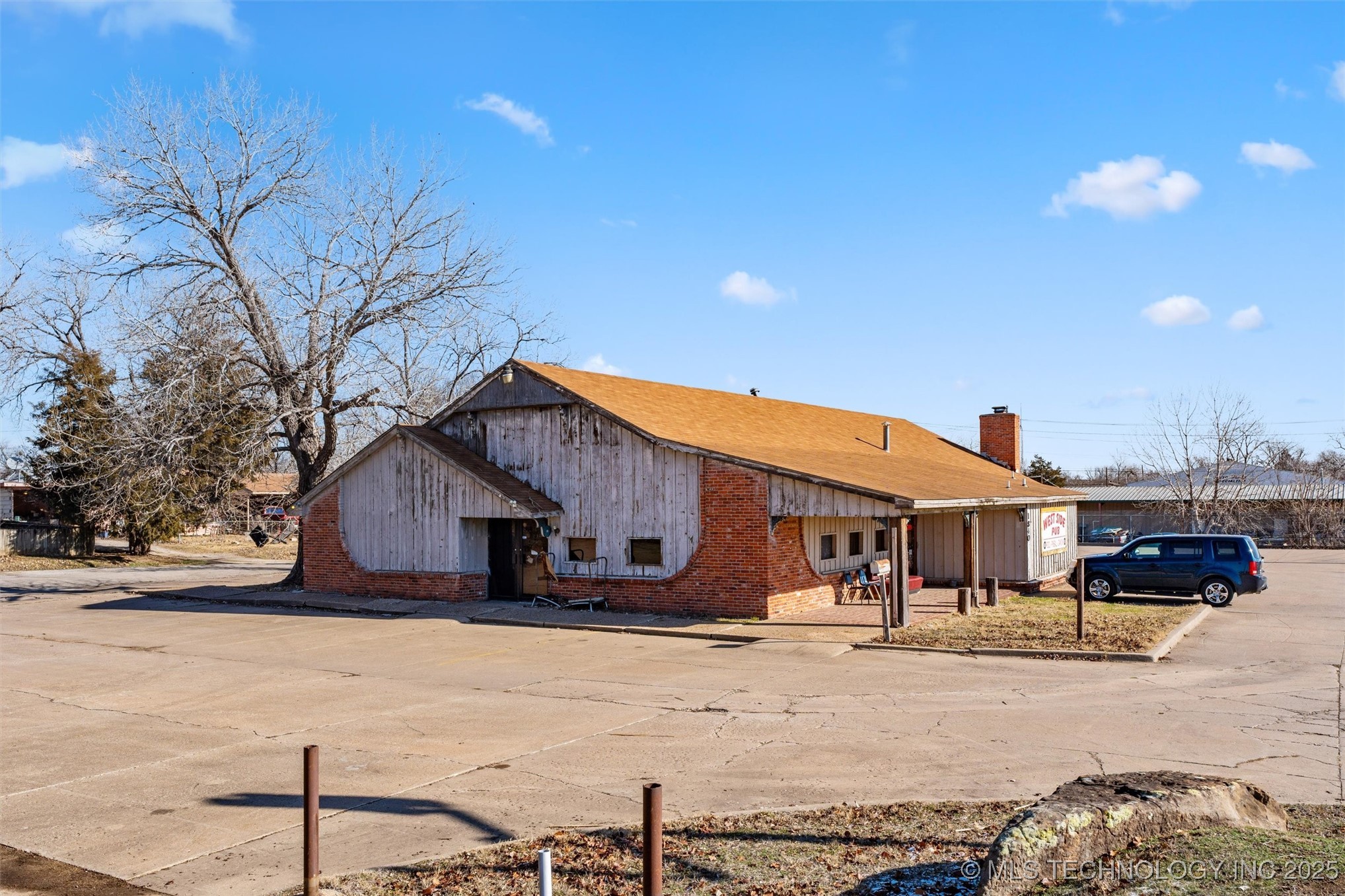 1840 SW Frank Phillips Boulevard Bartlesville OK 74003