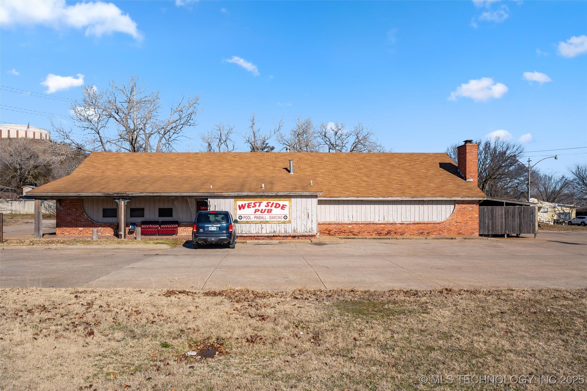 1840 SW Frank Phillips Boulevard Bartlesville OK 74003