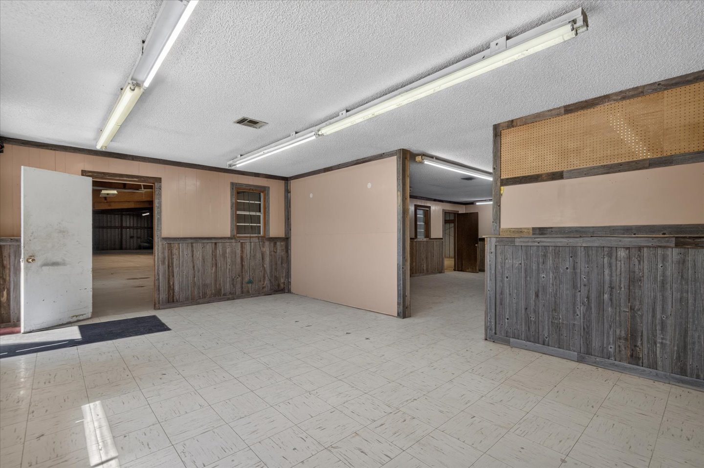 1420 Tuxedo Boulevard Bartlesville OK 74006