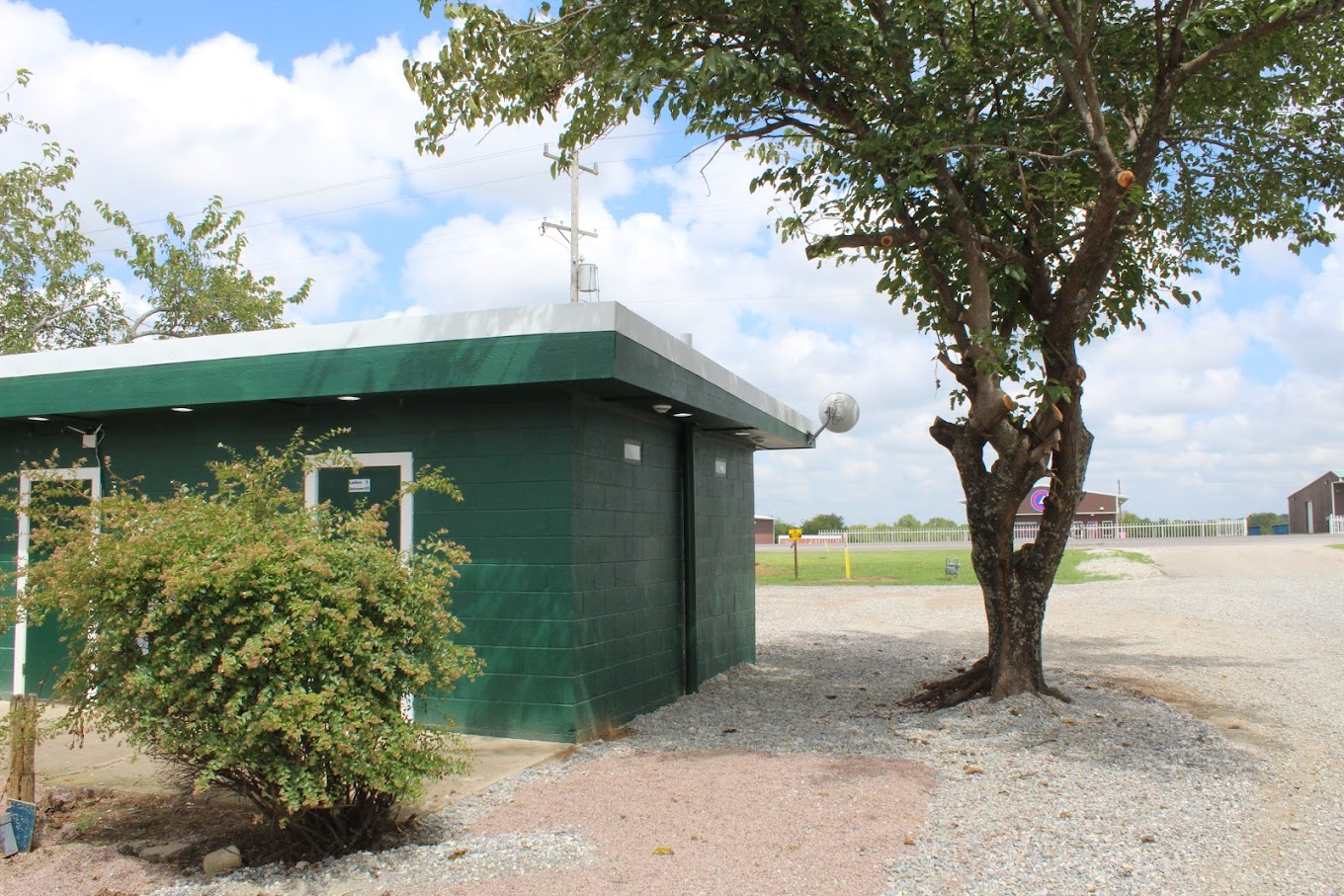 8756 Us 70 Mead OK 73449