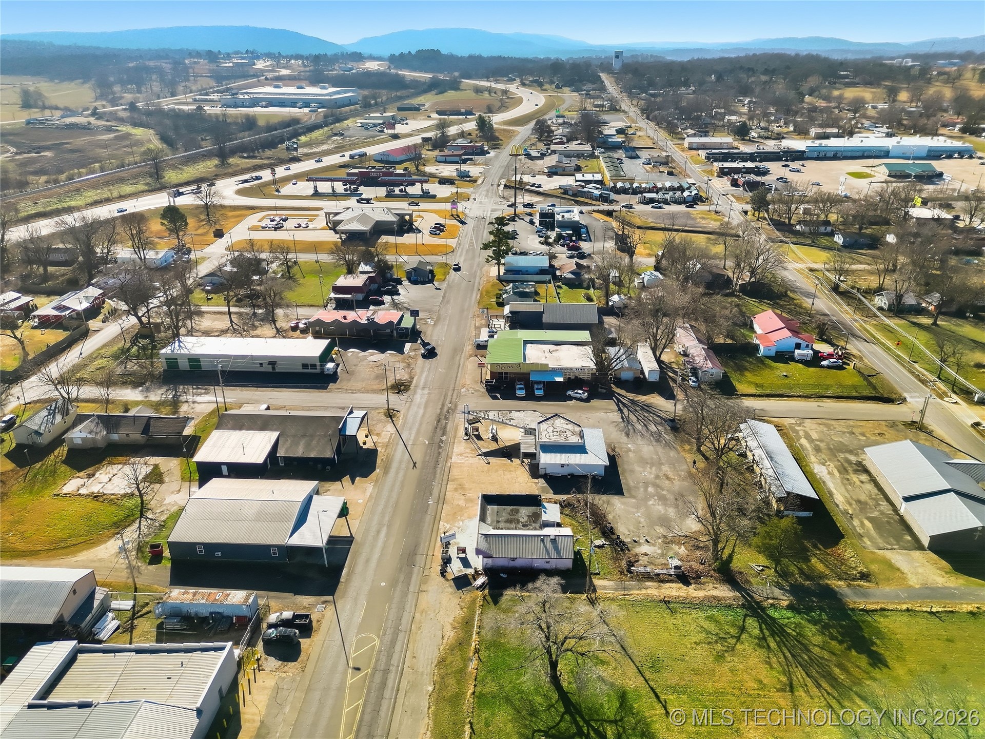 320 S 2nd Street Stilwell OK 74960
