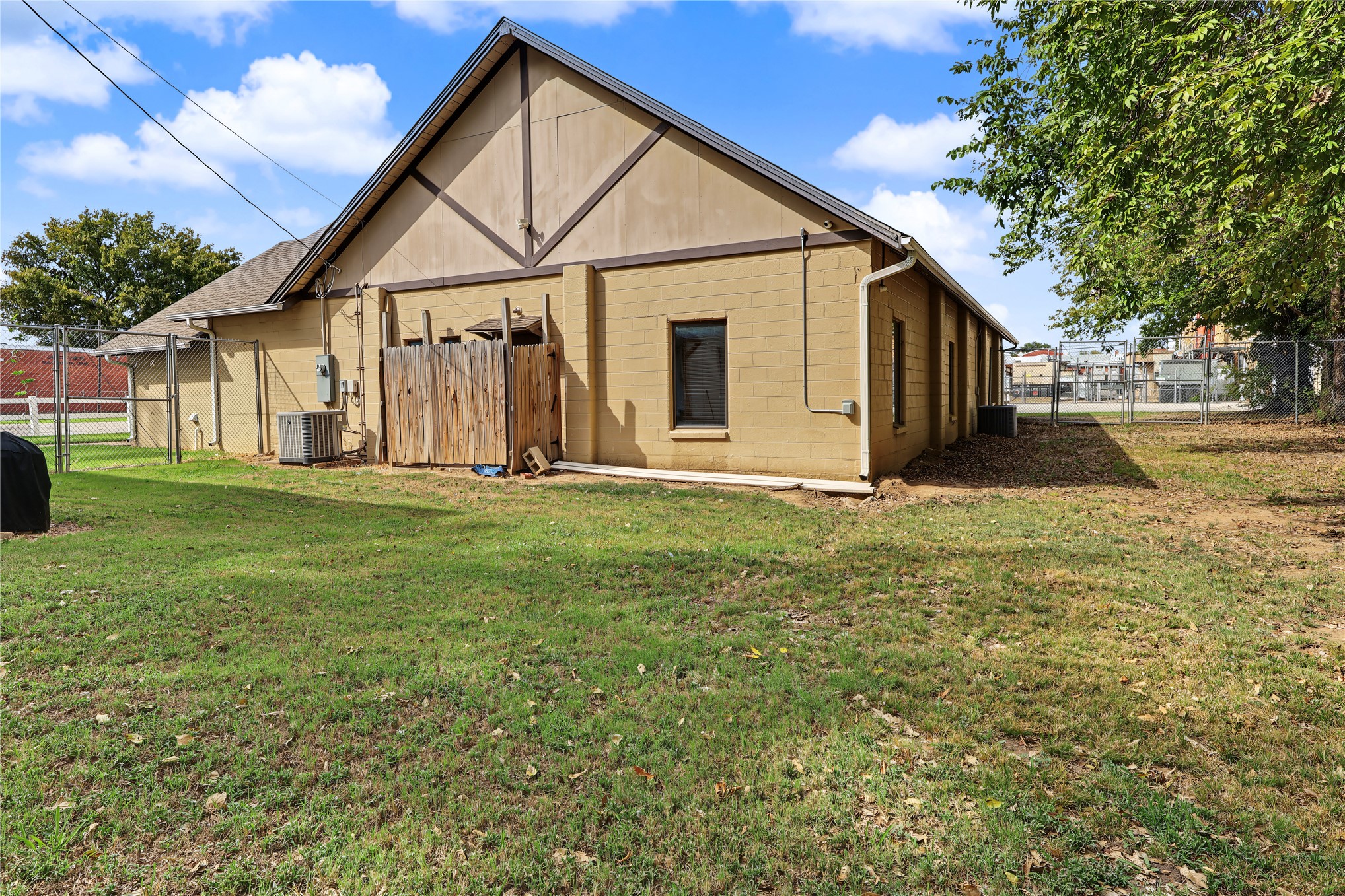 206 E 3rd Street Skiatook OK 74070