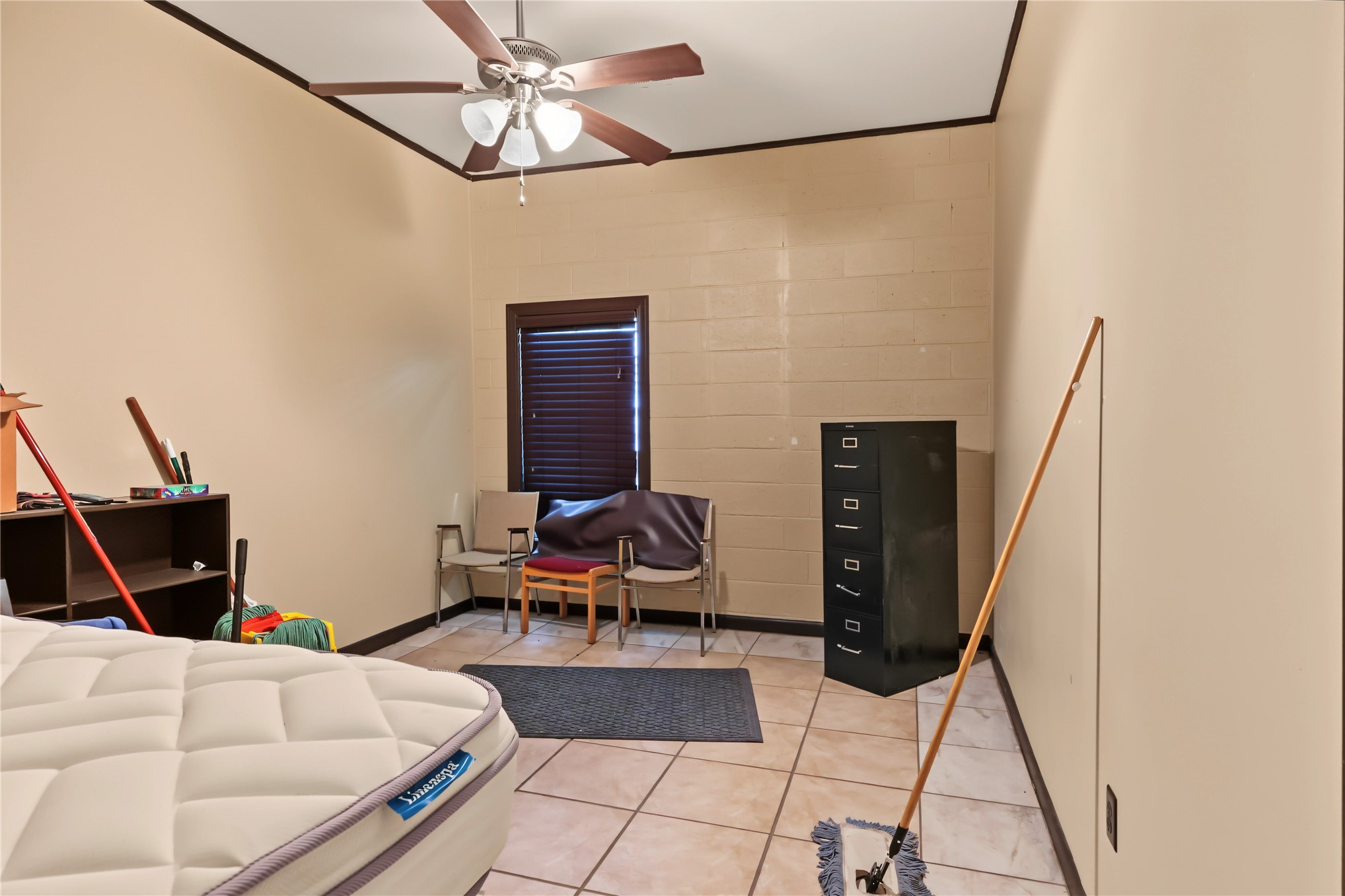 206 E 3rd Street Skiatook OK 74070