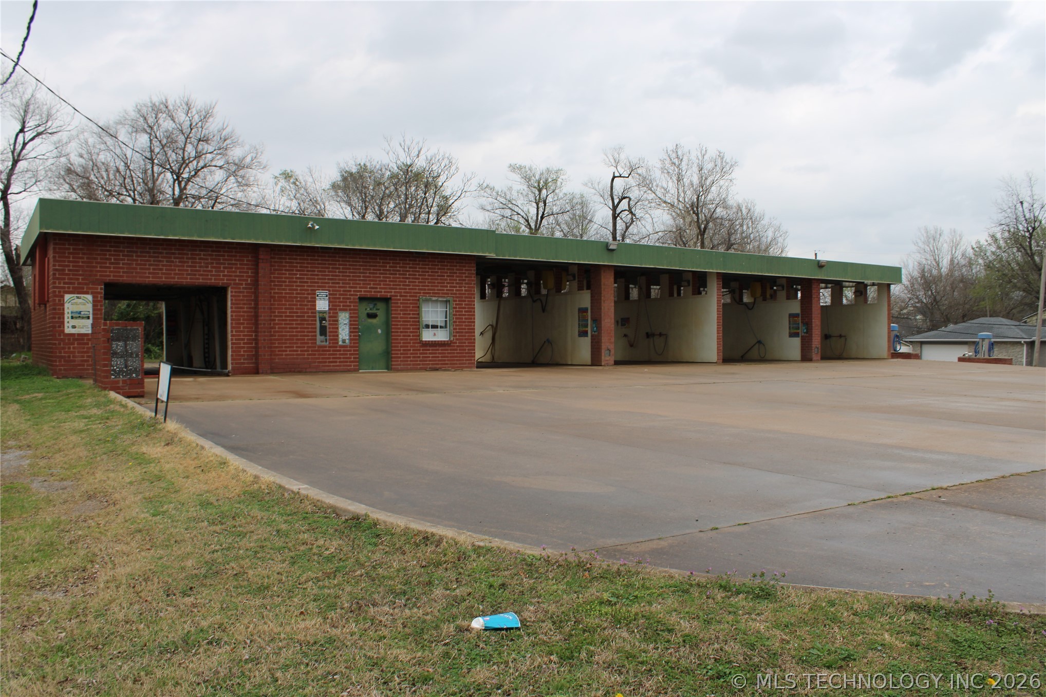 1806 W Broadway Street Collinsville OK 74021