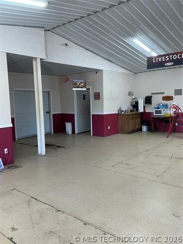 910 W 1st Street Heavener OK 74937